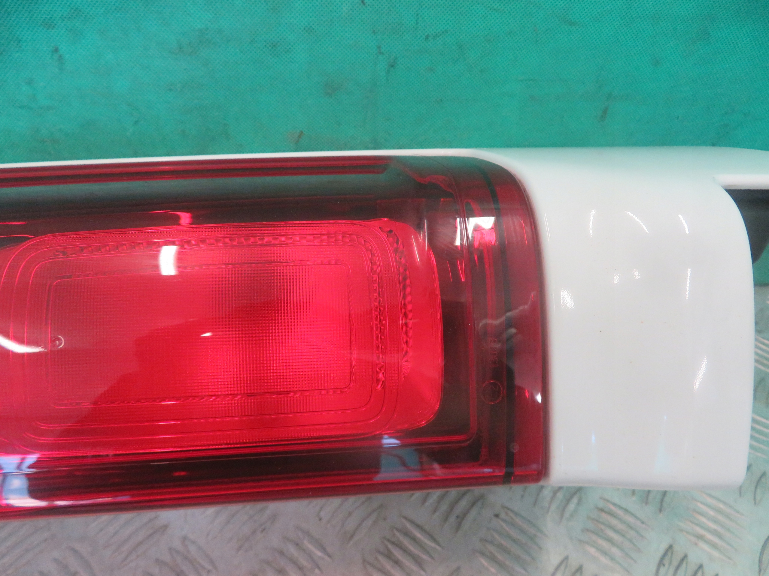light right rear part RENAULT TRAFIC 23R 93450967