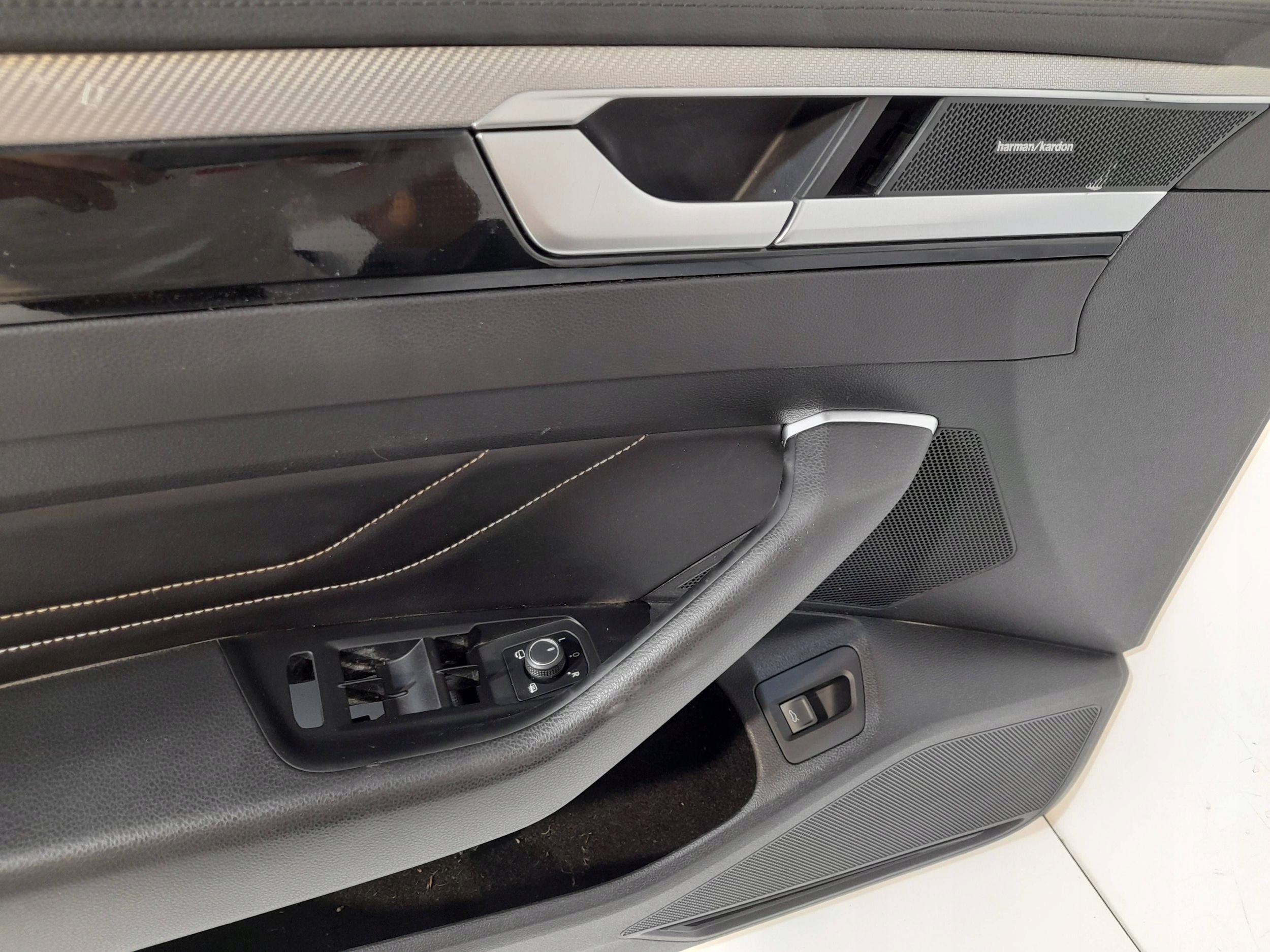 Volkswagen Arteon side front left 3G8.867011 (ET155)