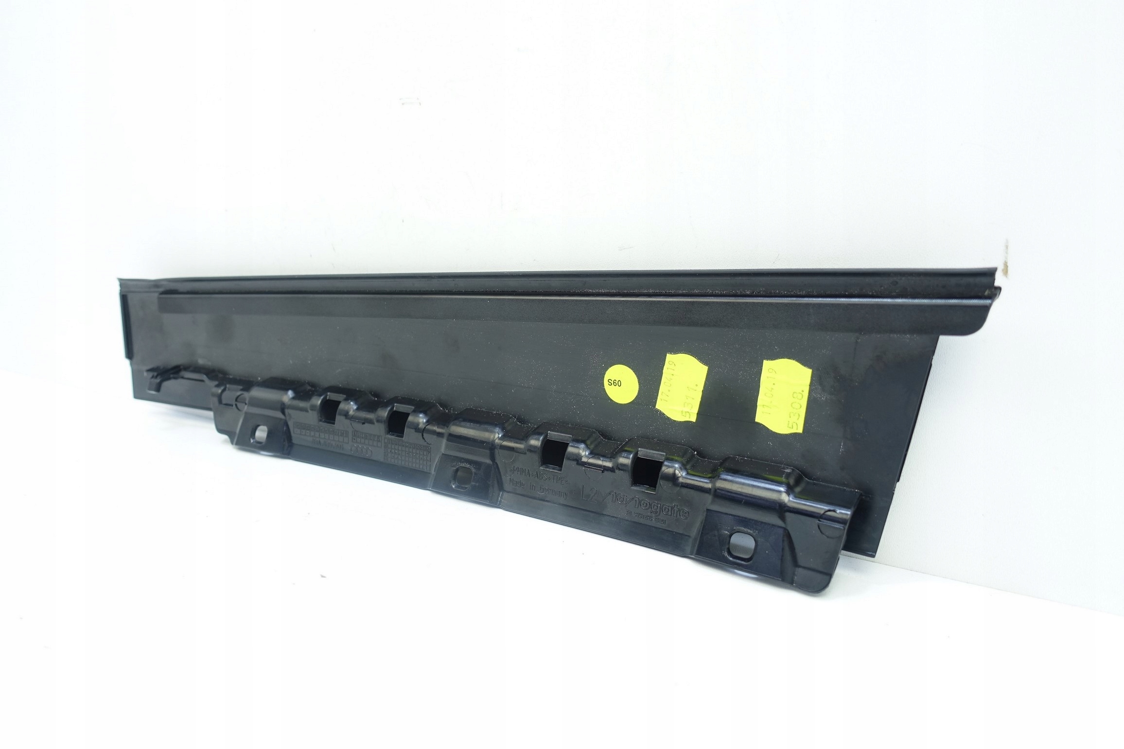 moulding door left rear part AUDI Q3 II 83A 83A839901