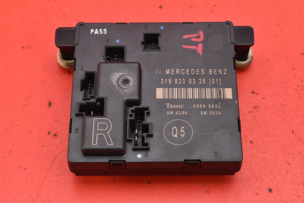 control unit module door right rear part 2198200326 MERCEDES CLS C219 04-08