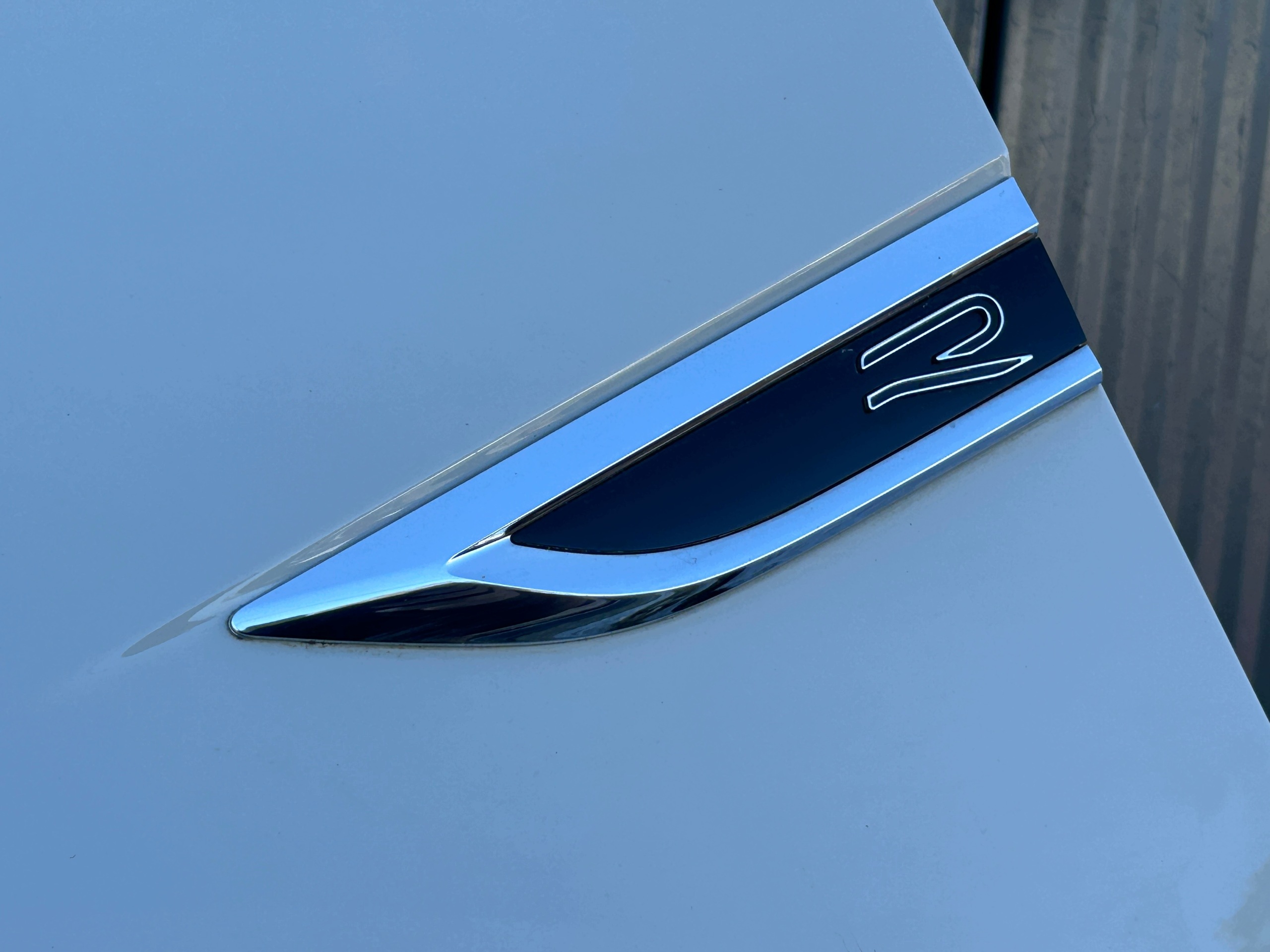 fender left front front VW T-ROC 2GA