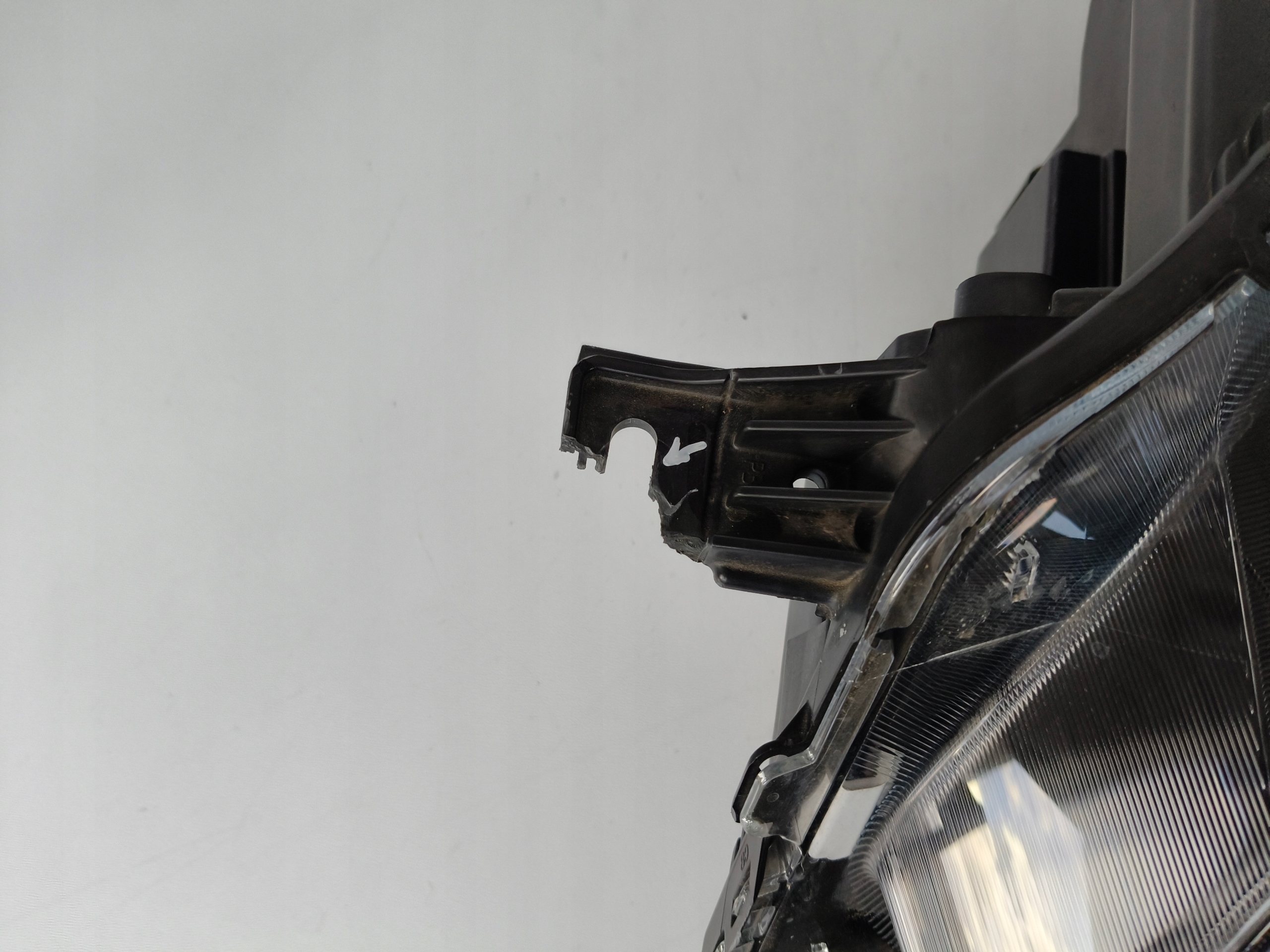 light left REFLEKTOR FORD KUGA MK3 19- FULL LED