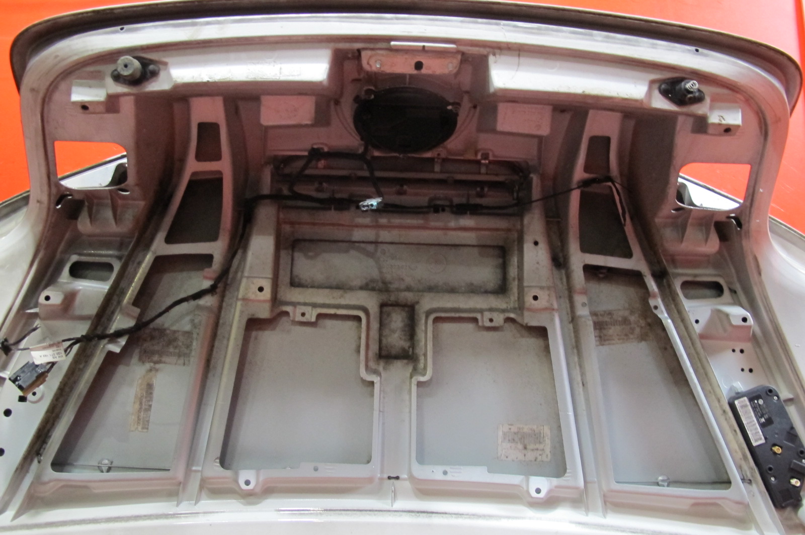VW EOS 1F 06- trunk door boot rear part rear light STOP