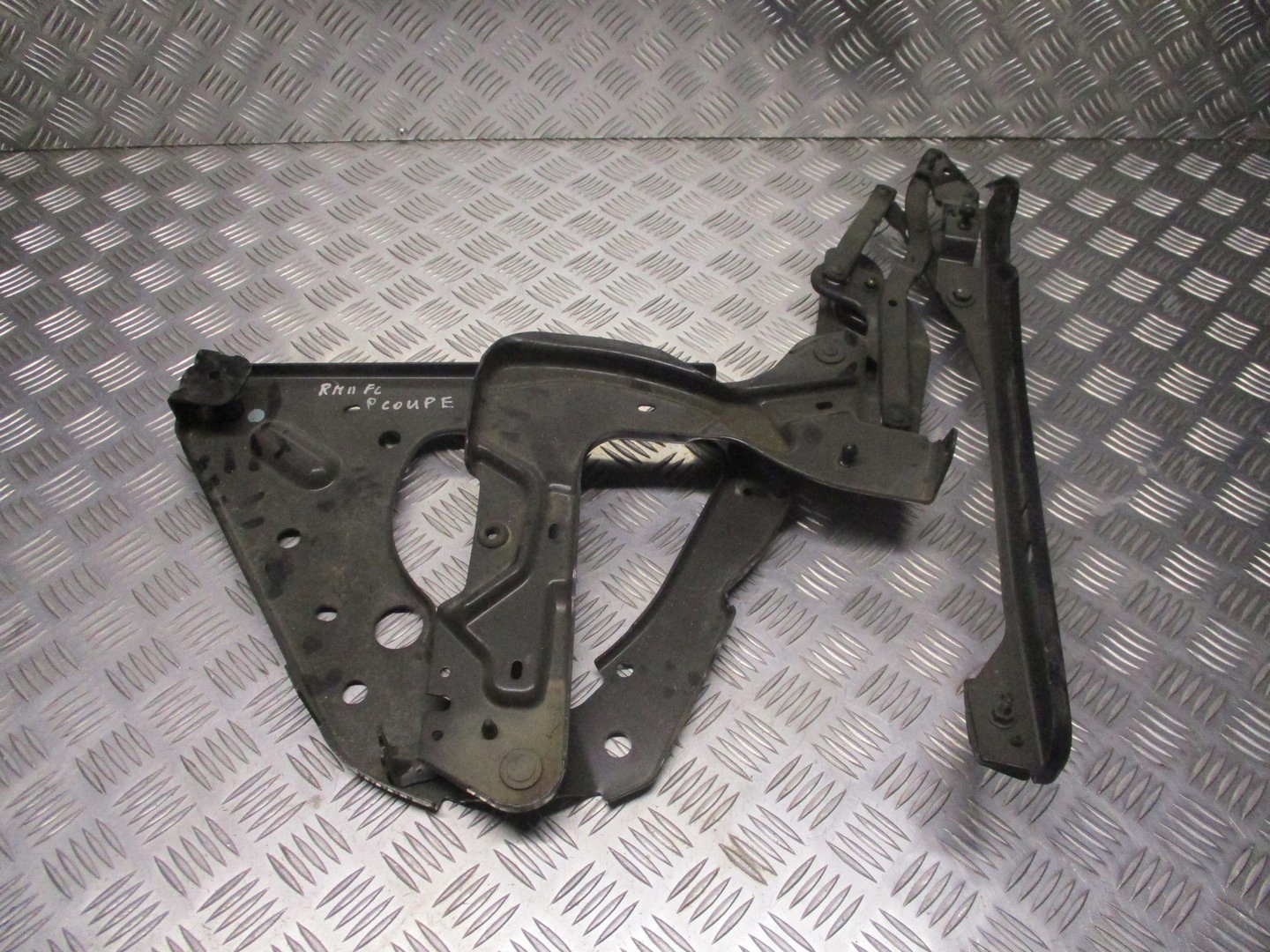 MECHANIZM DACHU PRAWY RENAULT MEGANE II CC