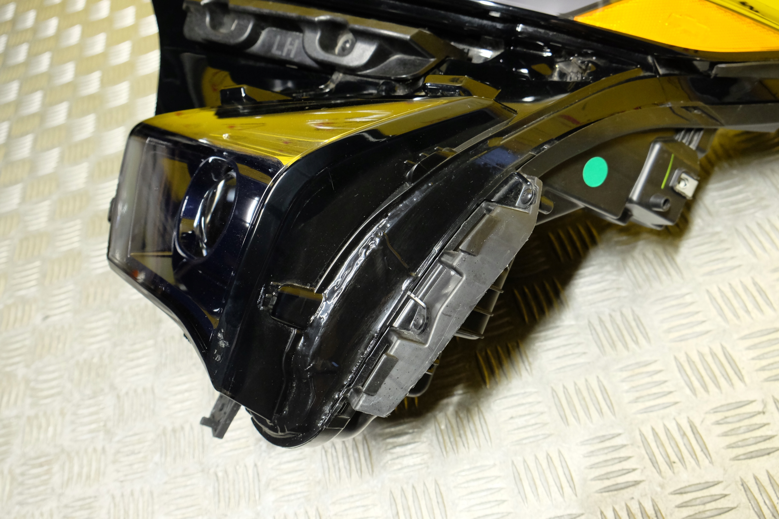 CHEVROLET BOLT LIFT 2022- REFLEKTOR LAMPA FULL LED LEWA USA Rodzaj świateł mijania LED