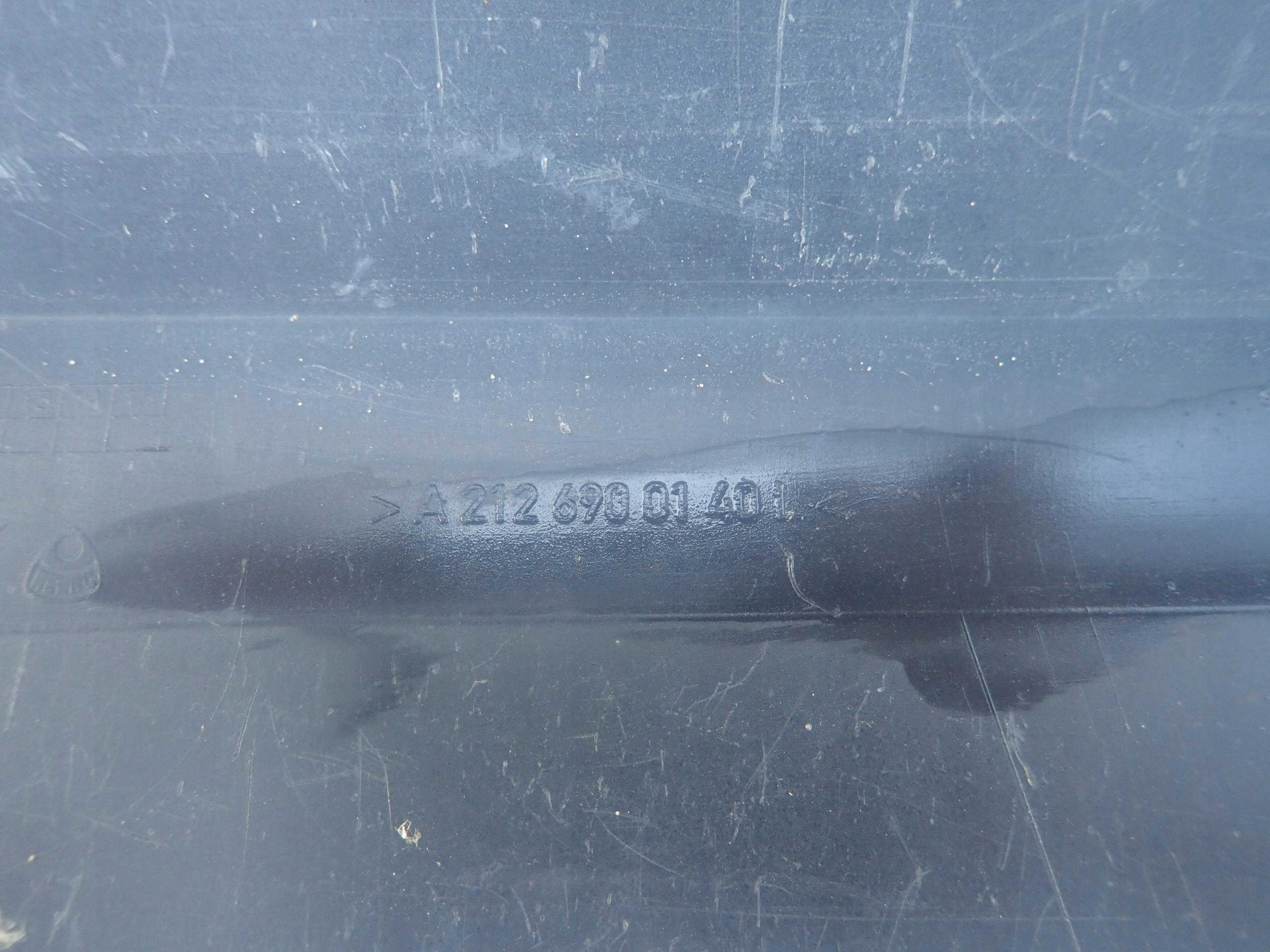 MERCEDES E-KLASA W212 threshold moulding threshold left