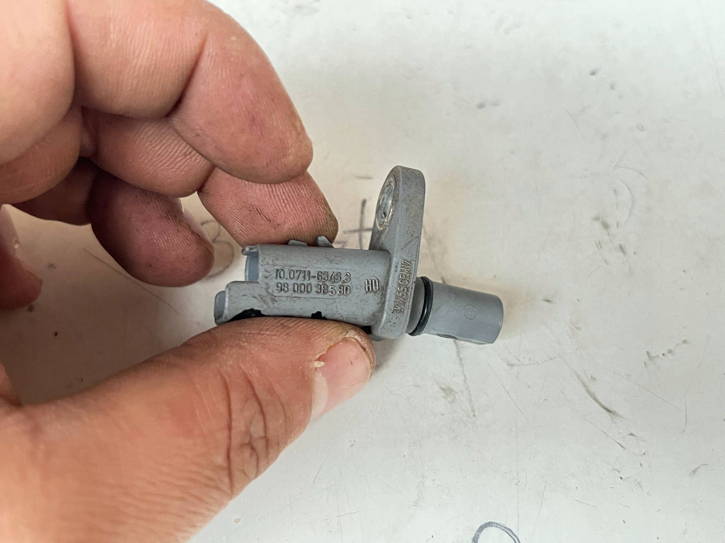 Sensor ABS heck CITROEN C4 GRAND PICASSO 9800038580 @A