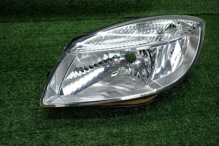 SKODA FABIA II 07-10 reflektor left light left