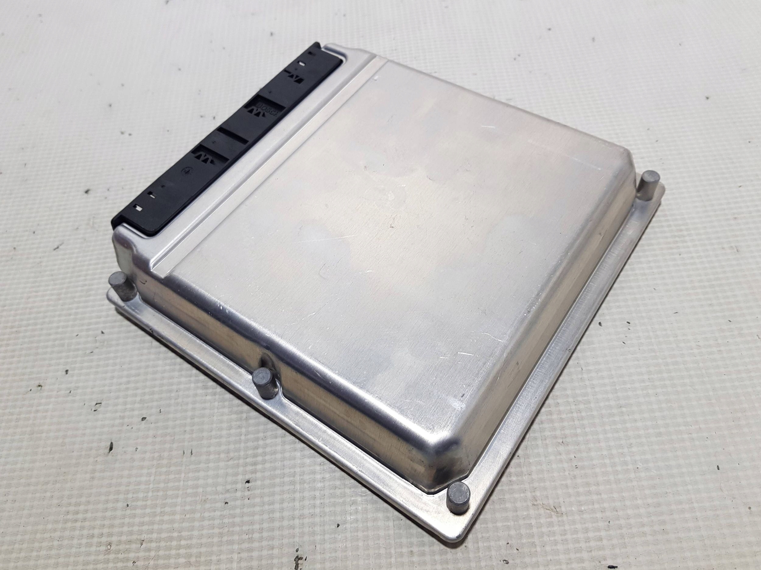 control unit computer of the engine MERCEDES SL R230 3.5 A1121533279