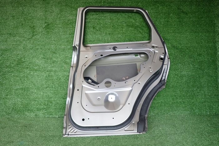 RANGE ROVER EVOQUE 11-18 door right rear. rear part