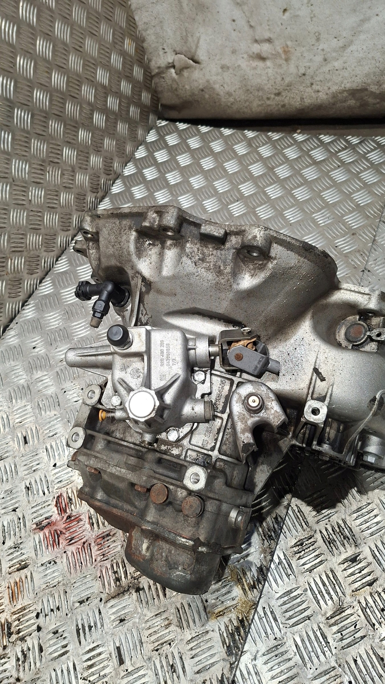 Getriebe OPEL CORSA D 1.2 F13MW429