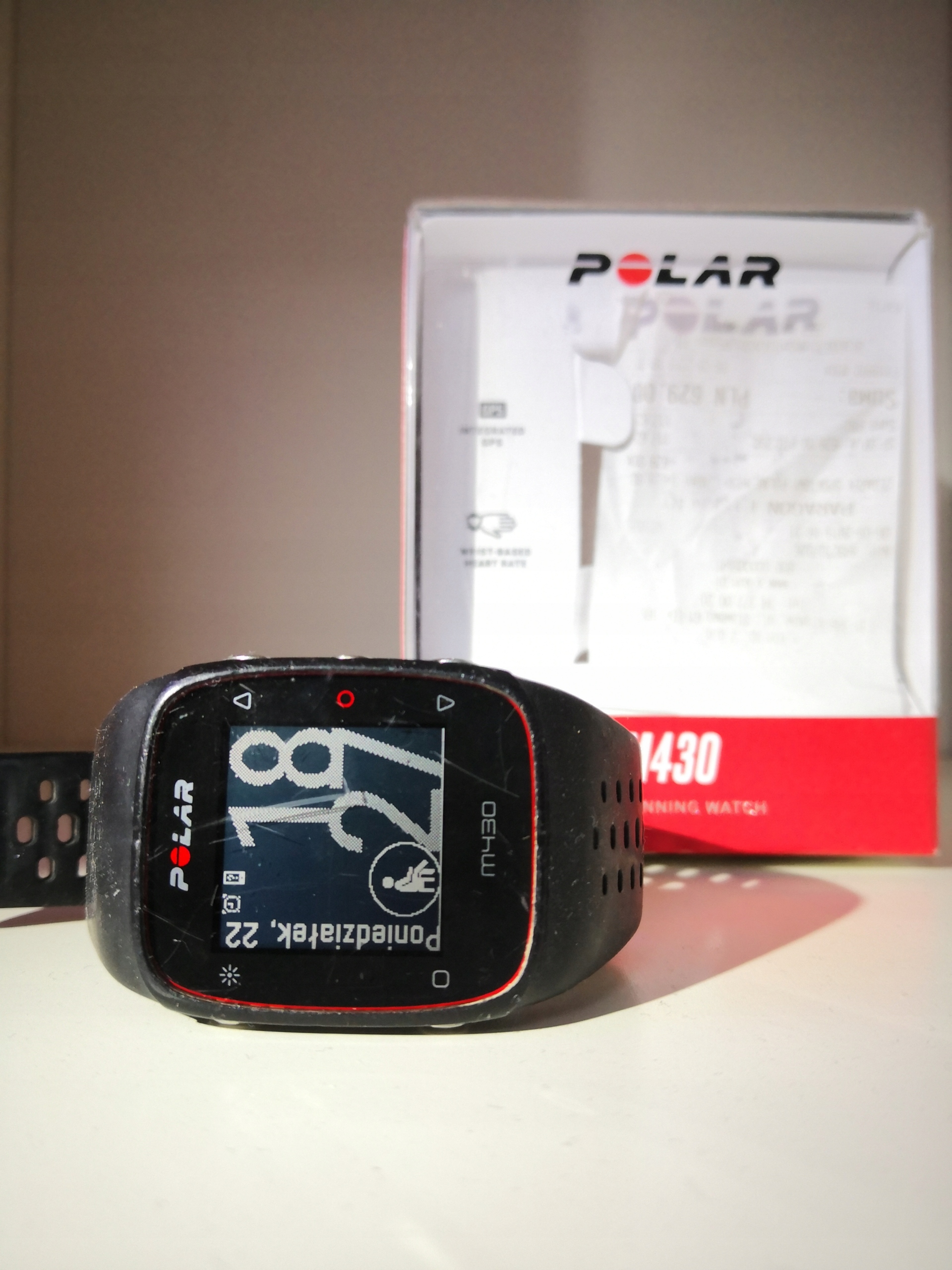 Zegarek sportowy Polar M430 z GPS pomiar tętna i snu