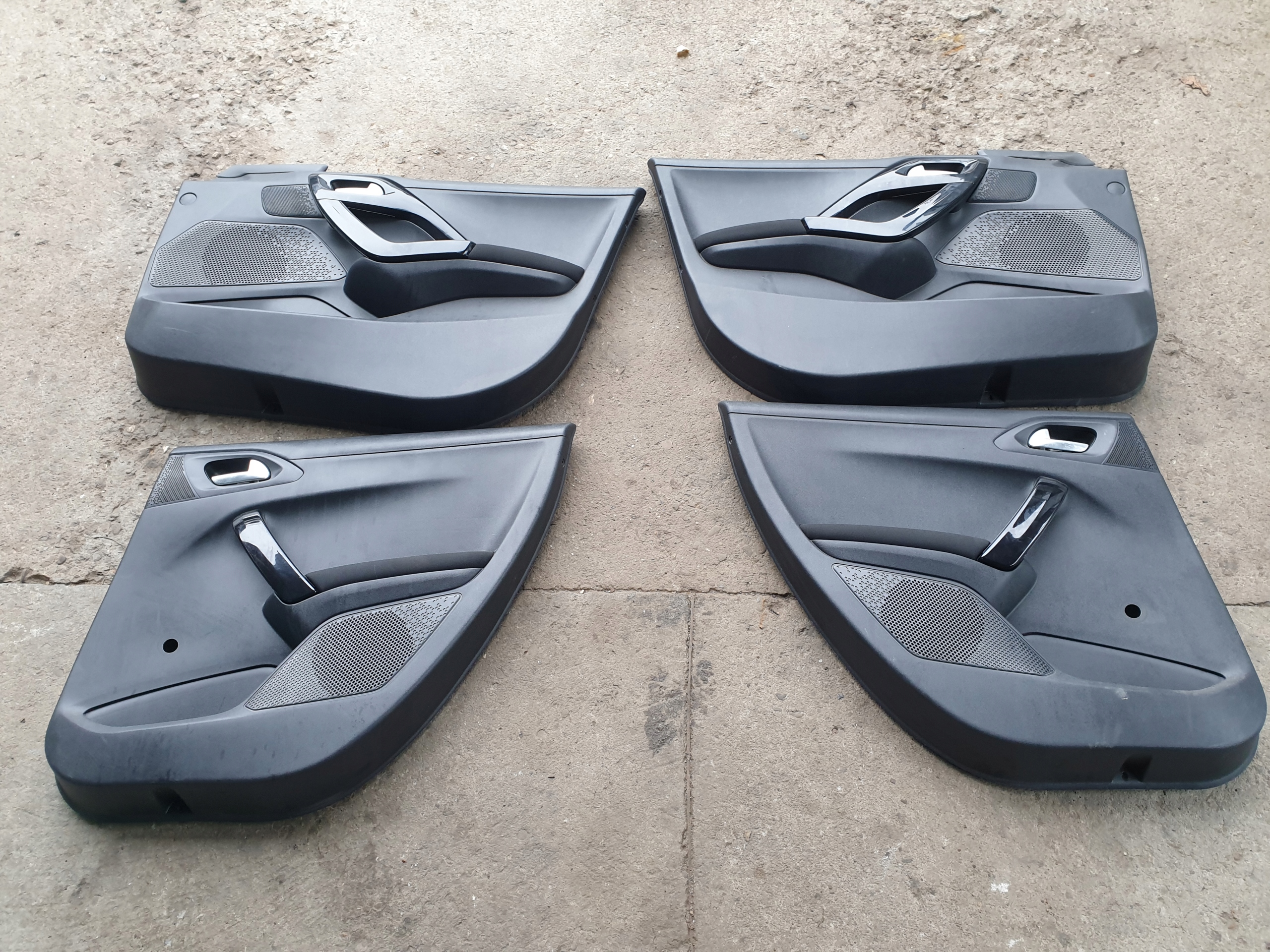 upholstery side for door PEUGEOT 208 2013- 5D