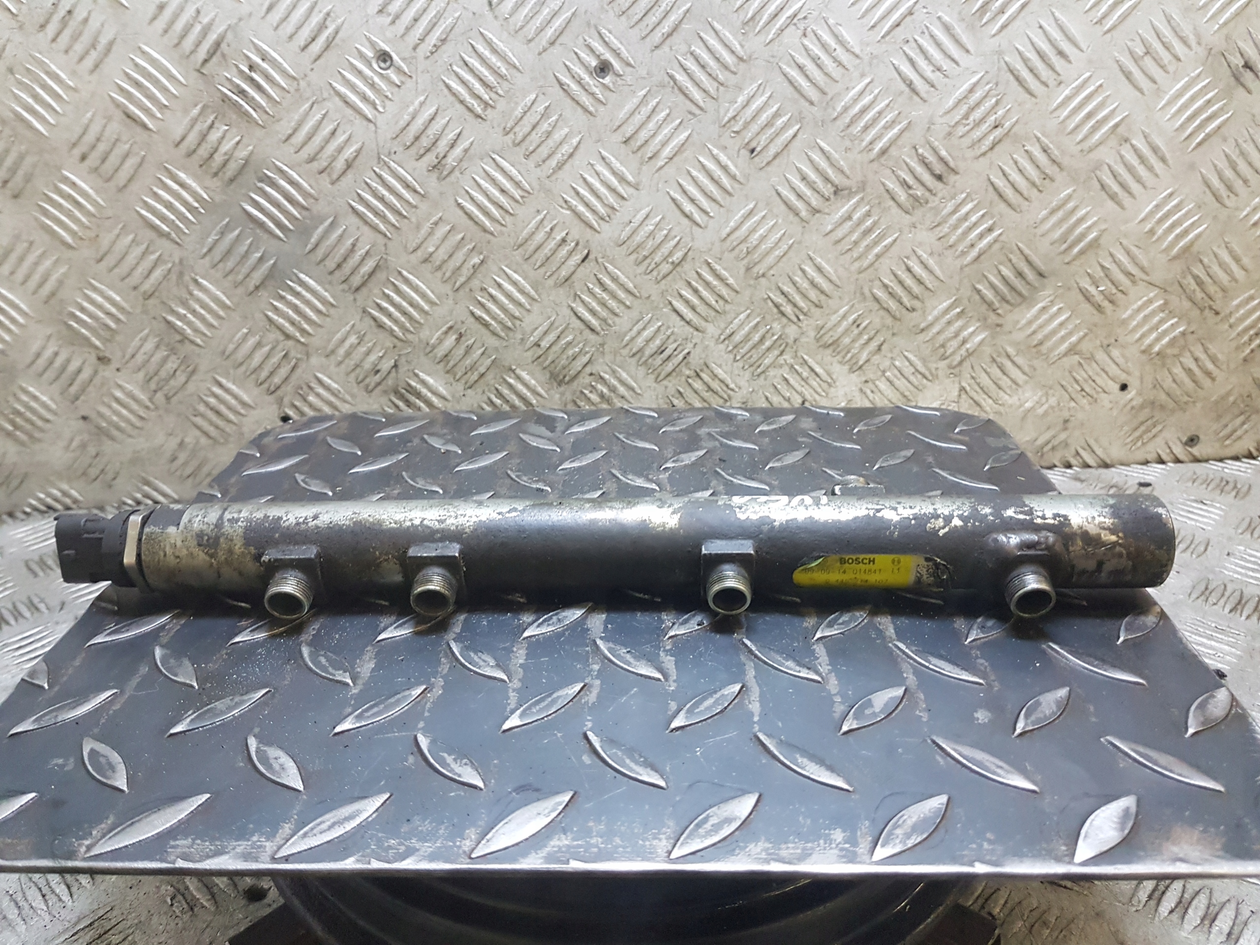 Rampe injection IVECO DAILY 4 0445214107 2.3 D