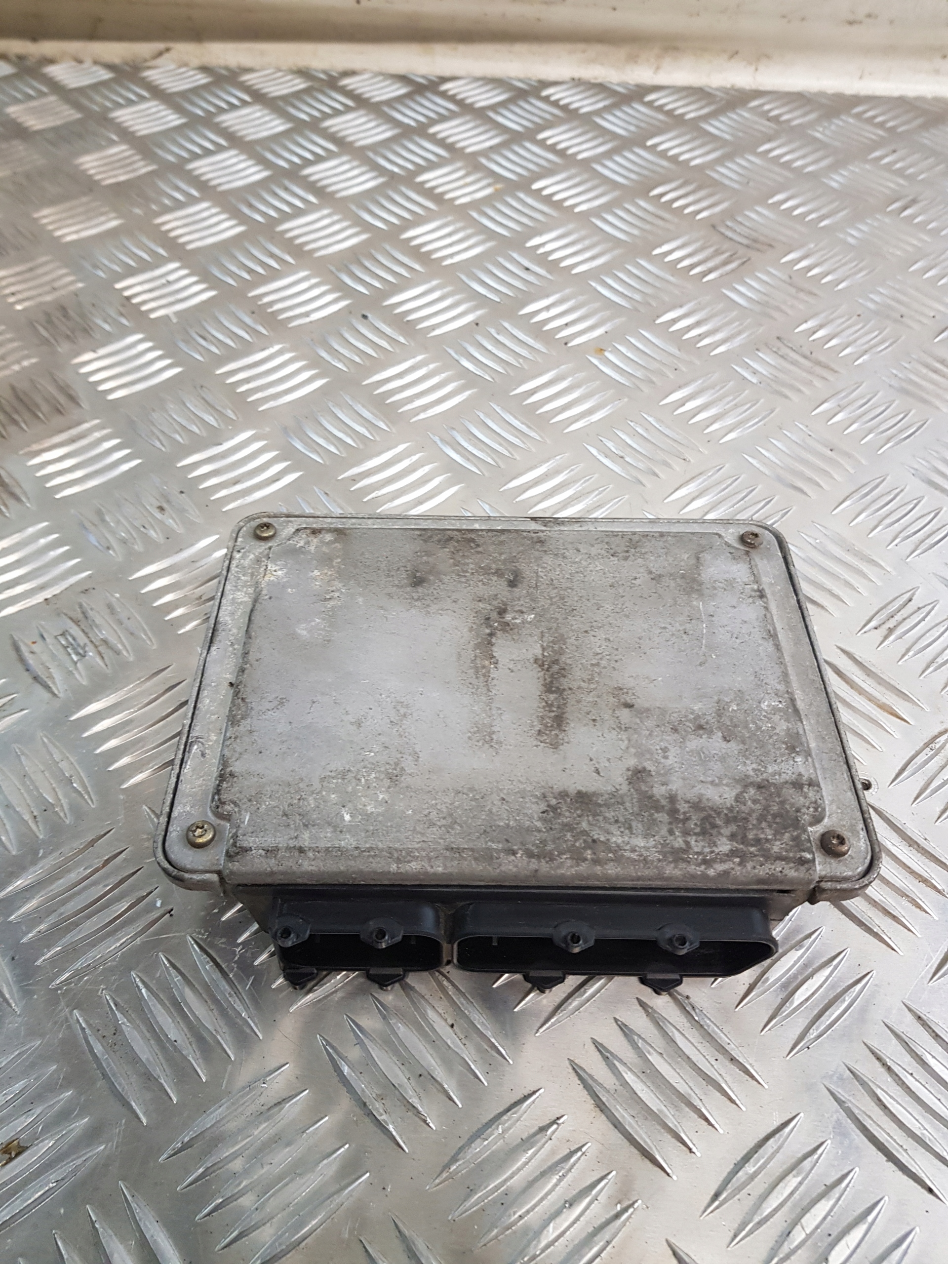 VW GOLF IV 1.9 TDI control unit of the engine 038906018AE