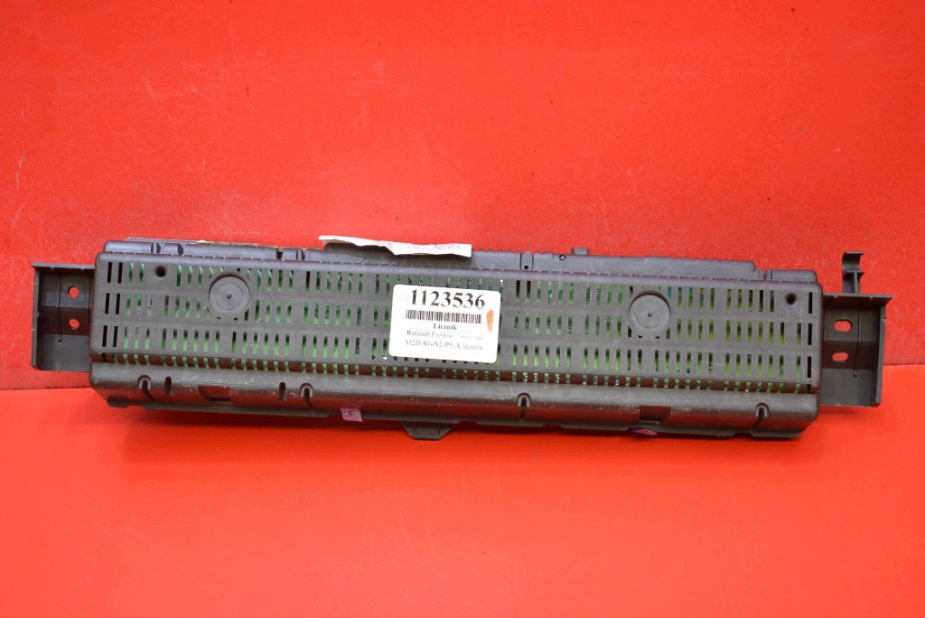 dials display EU P8200288816E RENAULT ESPACE 4 IV 2.0 T 170 KM 02-06