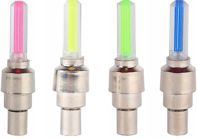 Wentyle świecące rower LED NAKRĘTKI DO KÓŁ WENTYLK EAN (GTIN) 5905378704992