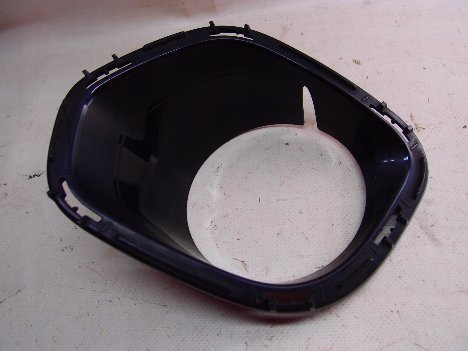 Галогенная рамка левого MINI COOPER F56