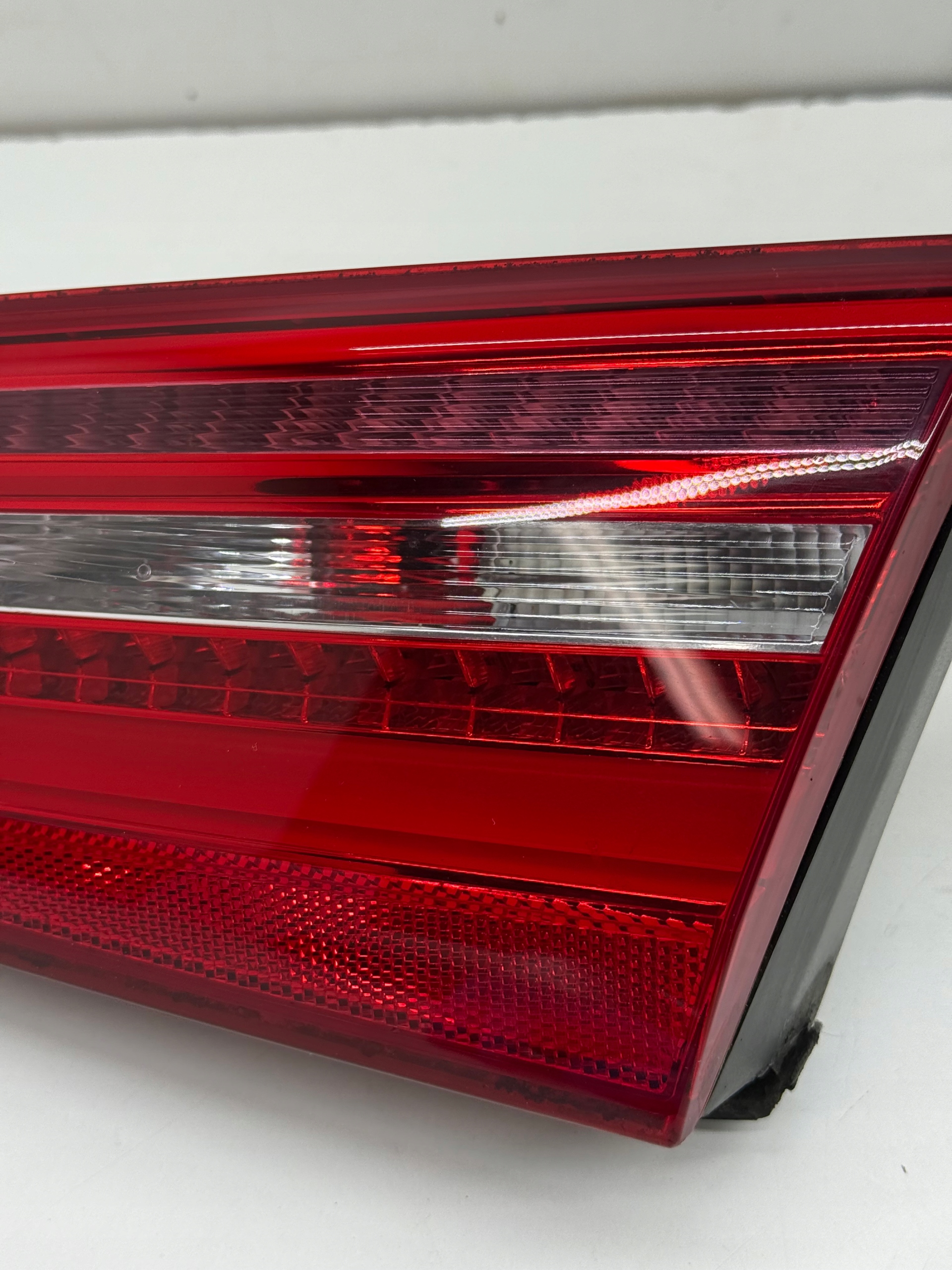 AUDI A6 C7 sedan light to the bonnet boot right rear part LED original IDEALNA!
