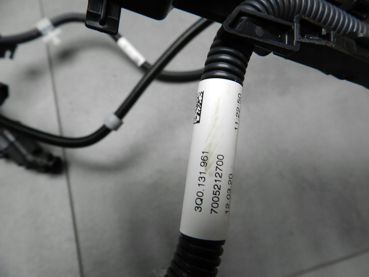 VW PASSAT B8 PRZEWOD ADBLUE 3Q0131961 Engine Type Diesel