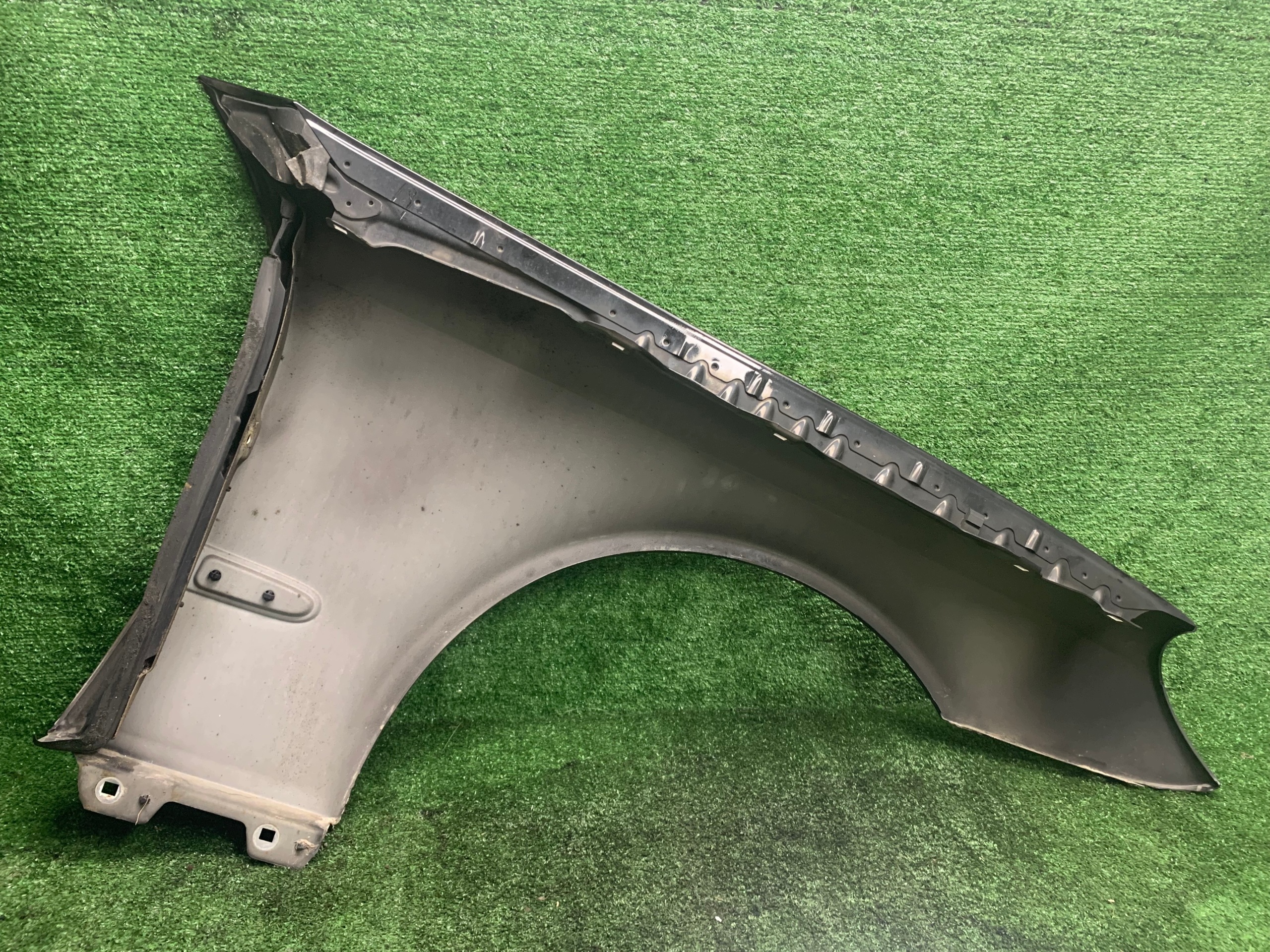fender left front front MERCEDES W211 170 C170