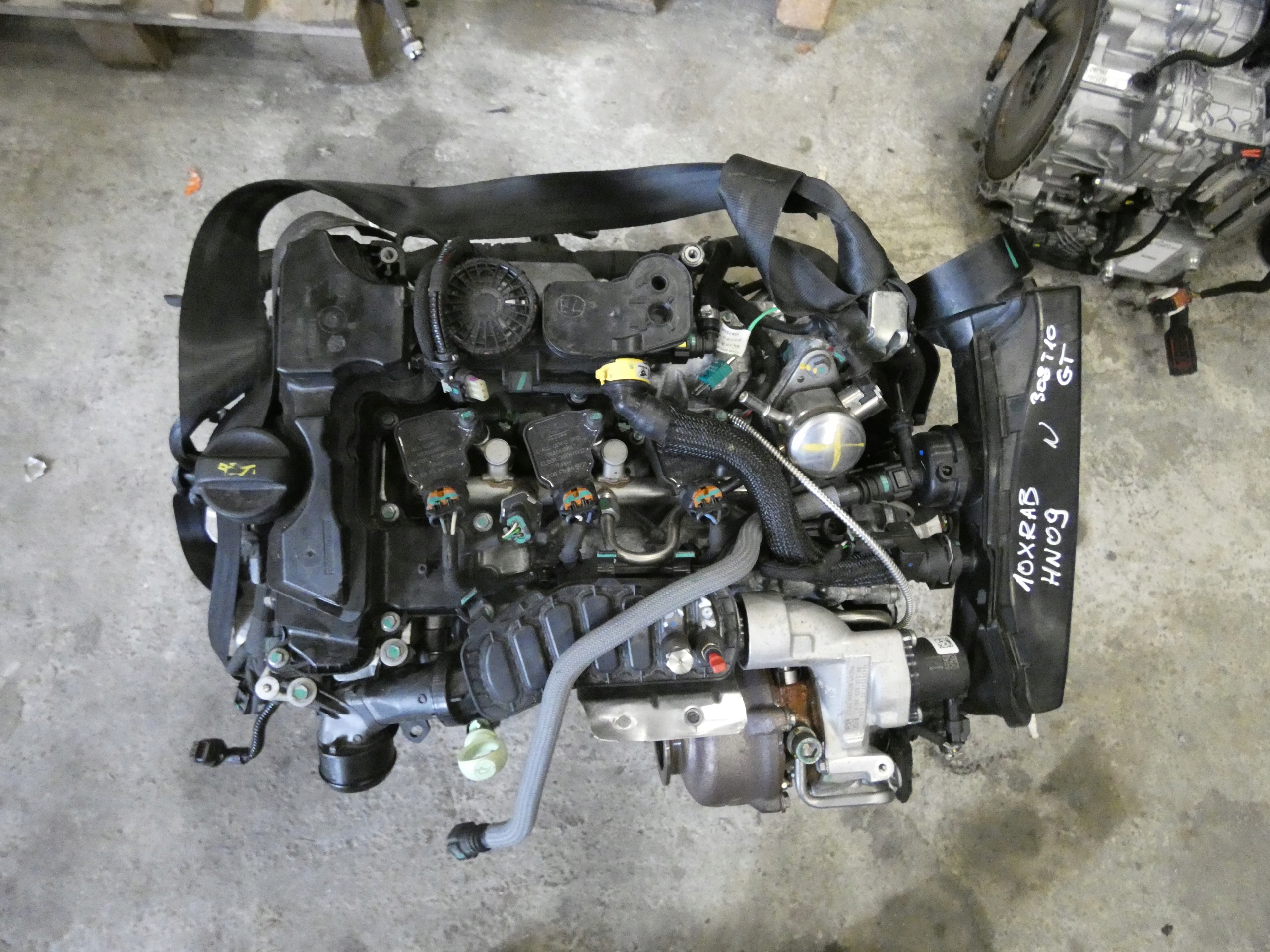 PEUGEOT OPEL engine complete 1.2 THP HN09 10XRAB