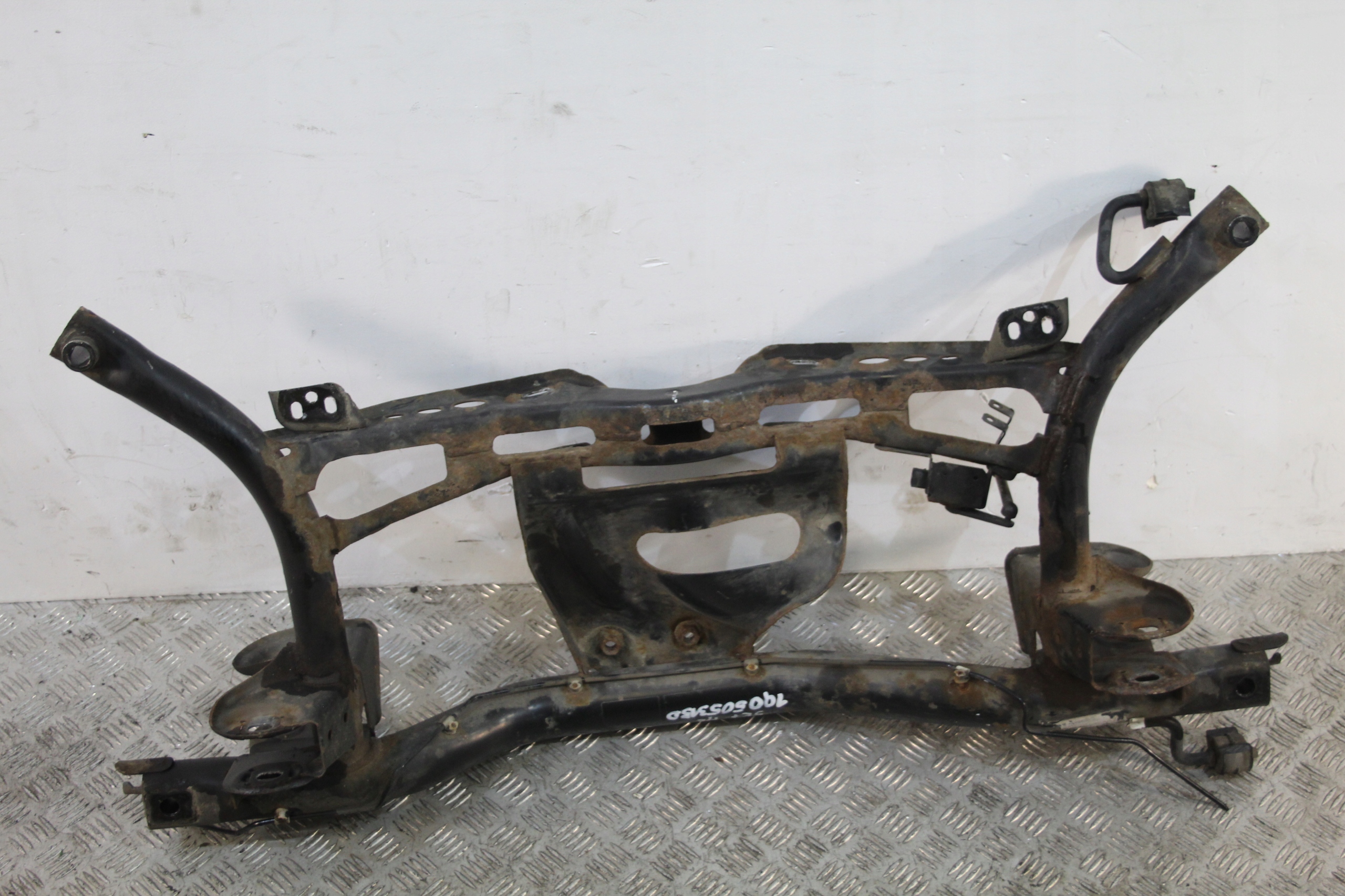 axle beam subframe axle beam rear part VW GOLF VI 6 5K7 CABRIO