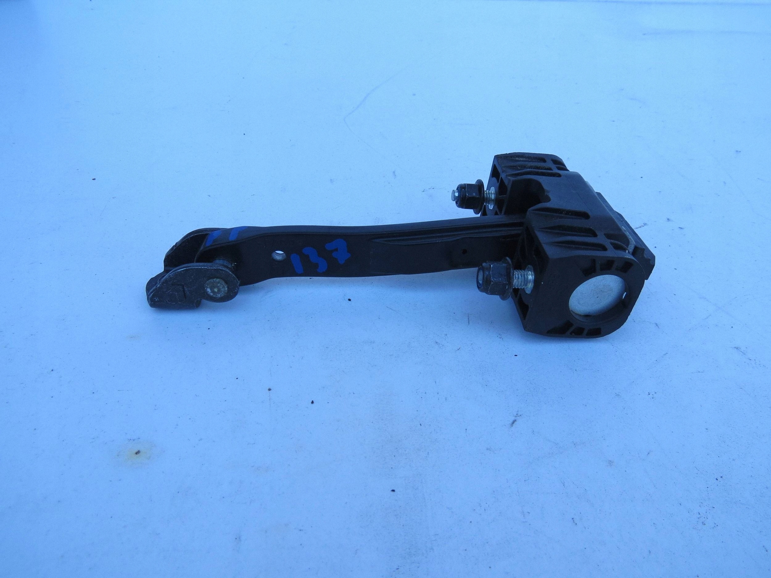 limiter door right front VOLVO V90 T8 HYBRYDA 31385857