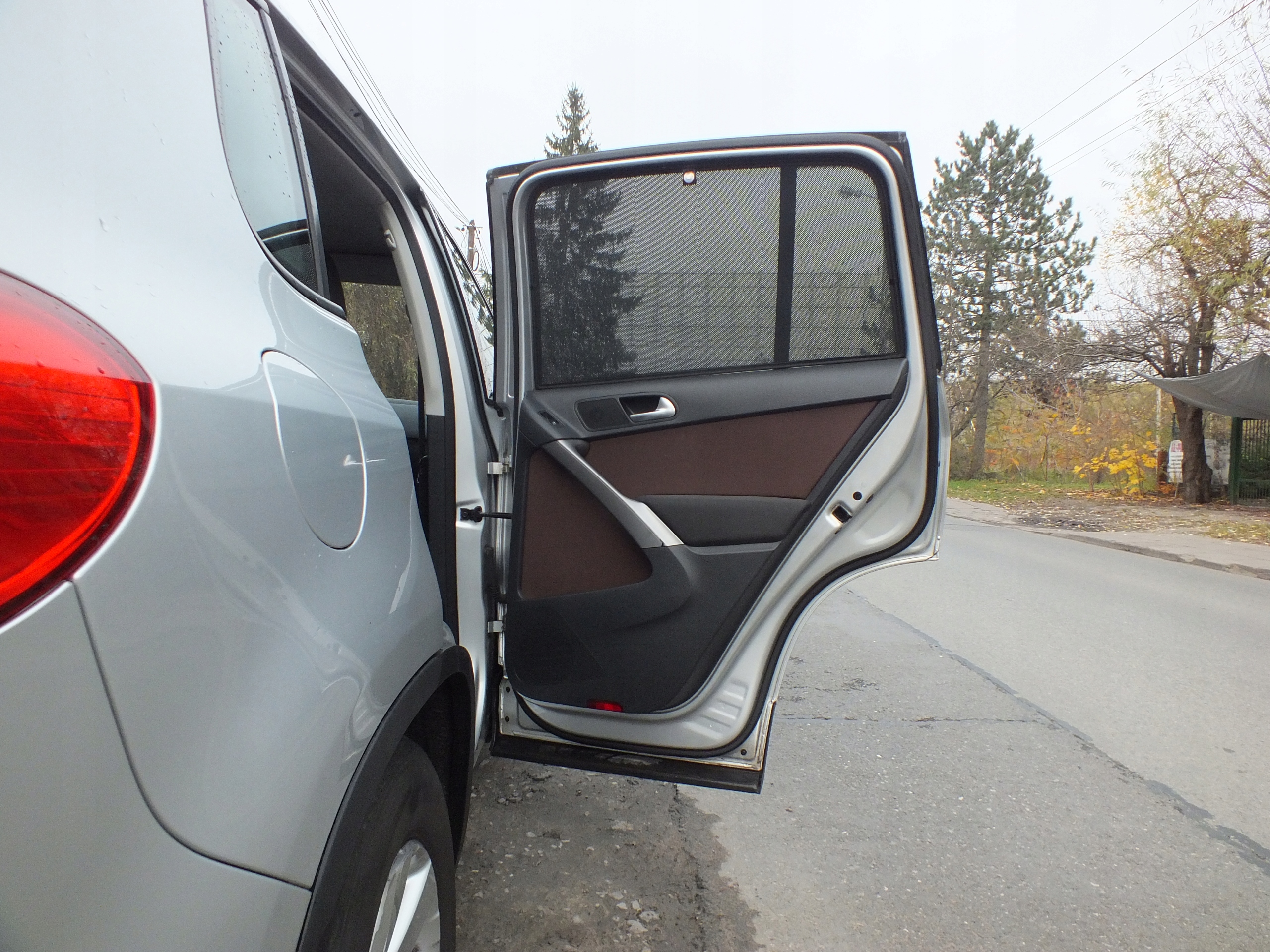 72b8a3434d079816a35a42e1bb0a