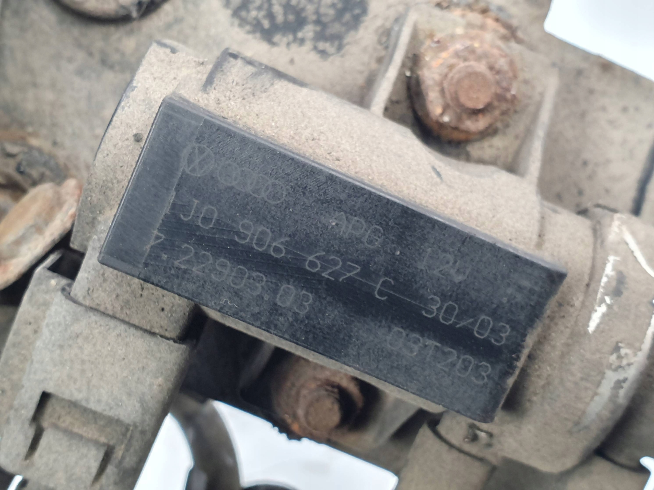 valve 1J0906627C VOLKSWAGEN TRANSPORTER T5