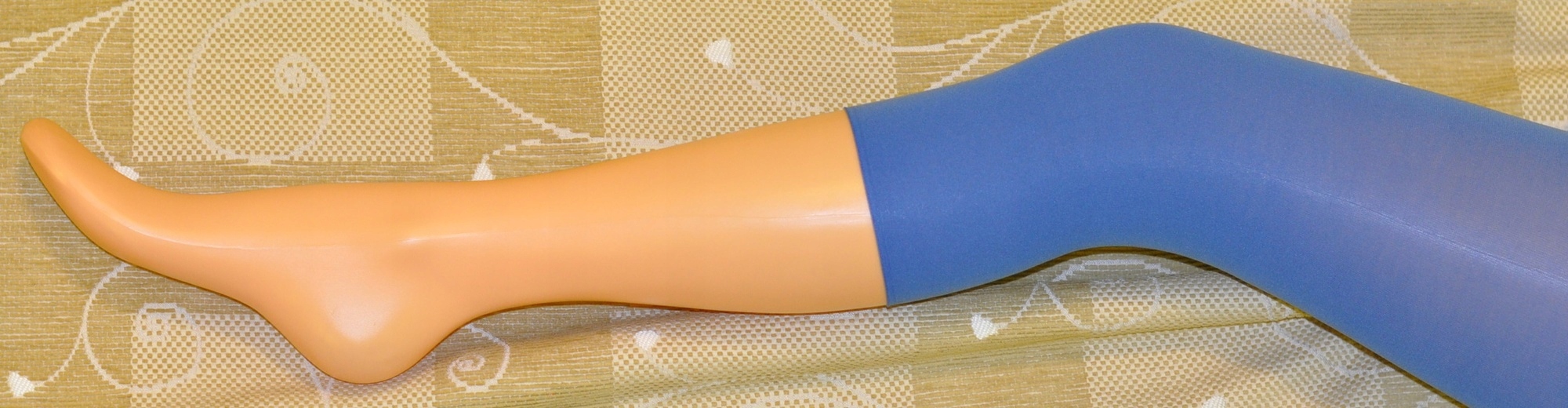 

niebieskie legginsy Veneziana Panta Dana 50den M/L
