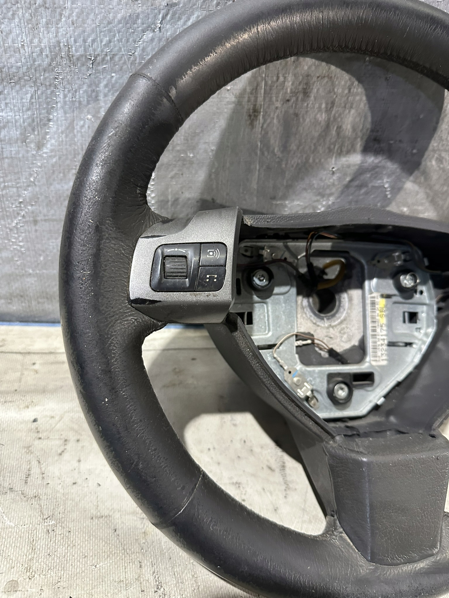 lenkrad MULTIFUNKCYJNA OPEL ASTRA H 13234175SBL