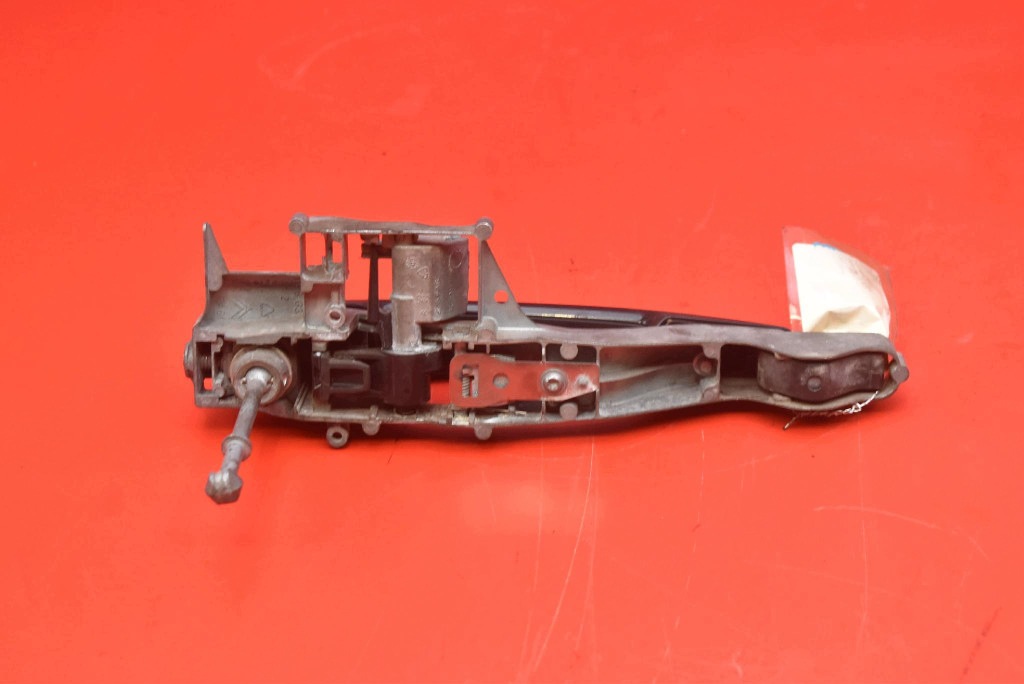 handle left front front black 9680168680 PEUGEOT 308 1 and T7 07-11