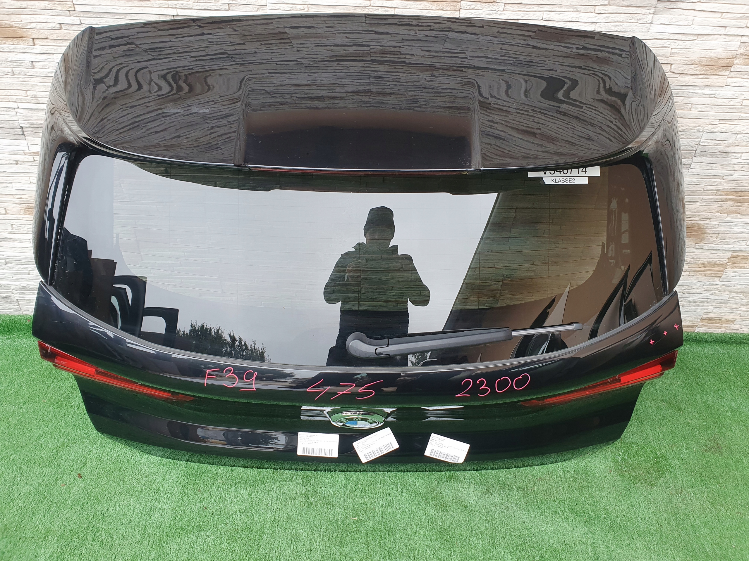 KLAPA TYŁ X2 F39 KOLOR 475