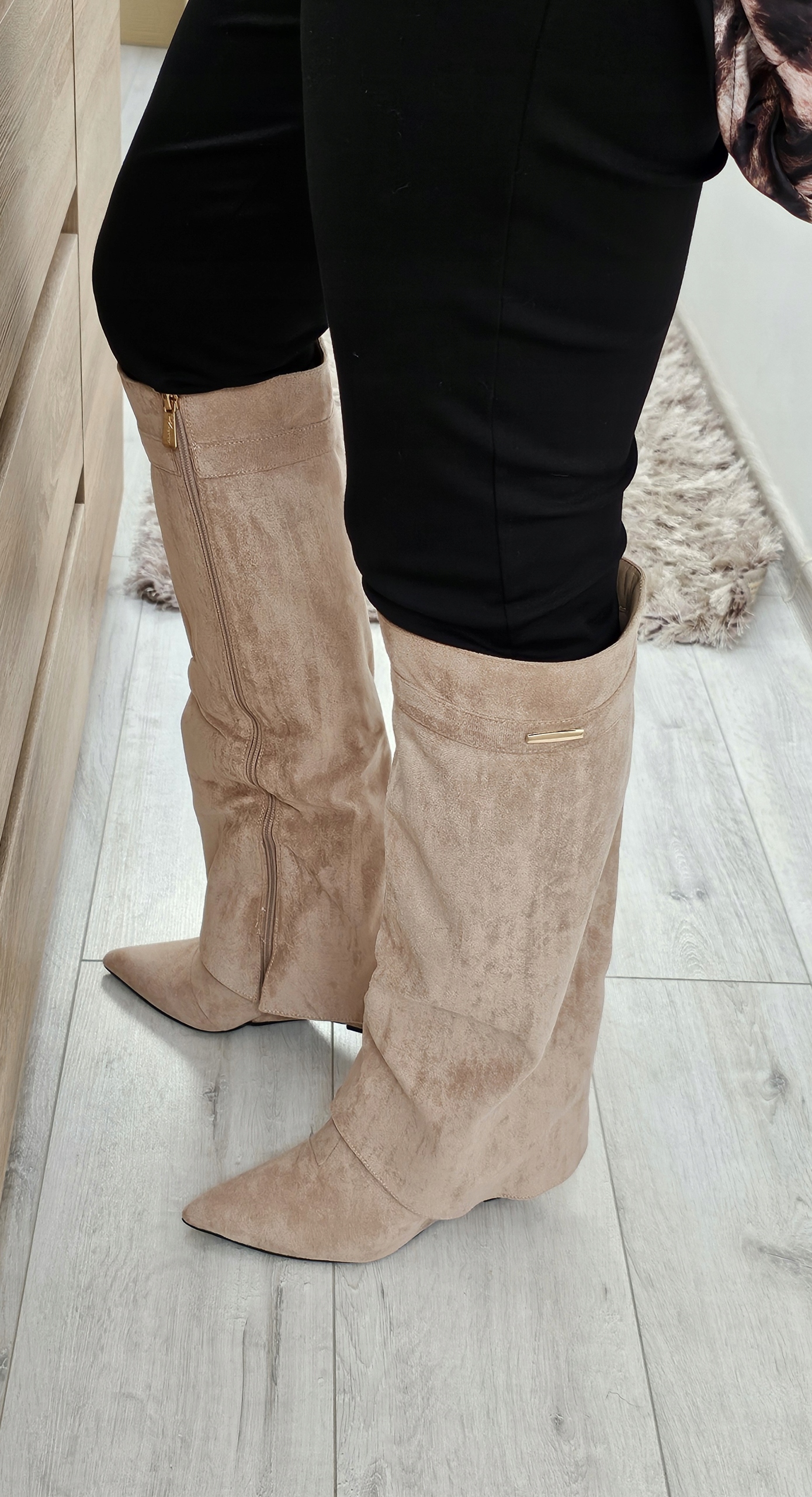 Dámské kozačky Sergio Todzi béžová [Barva béžová, Velikost 40]