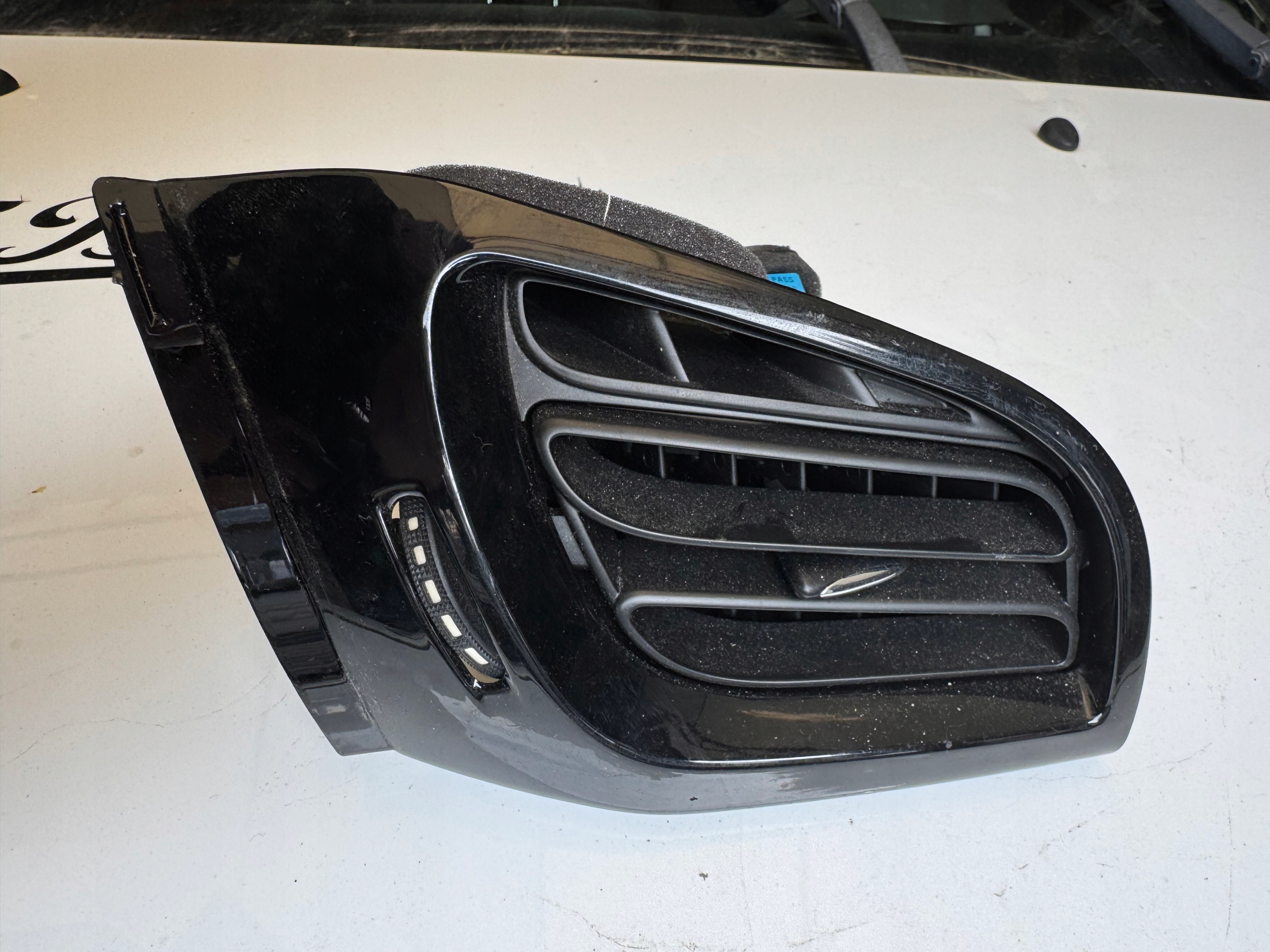 CITROEN DS3 grid air conditioning devices right A1092113