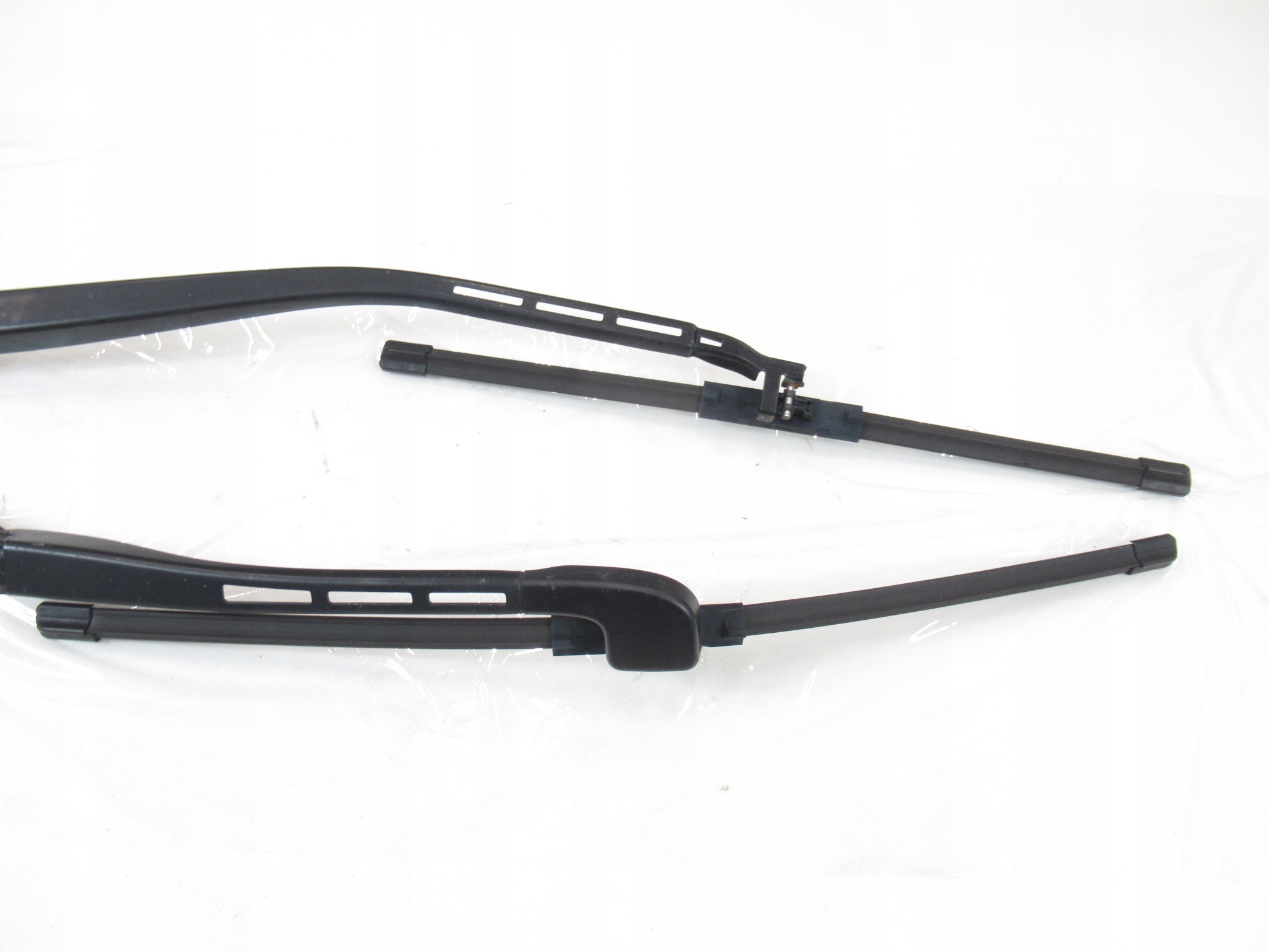 wiper arm right left BMW e90 e91 EUROPA