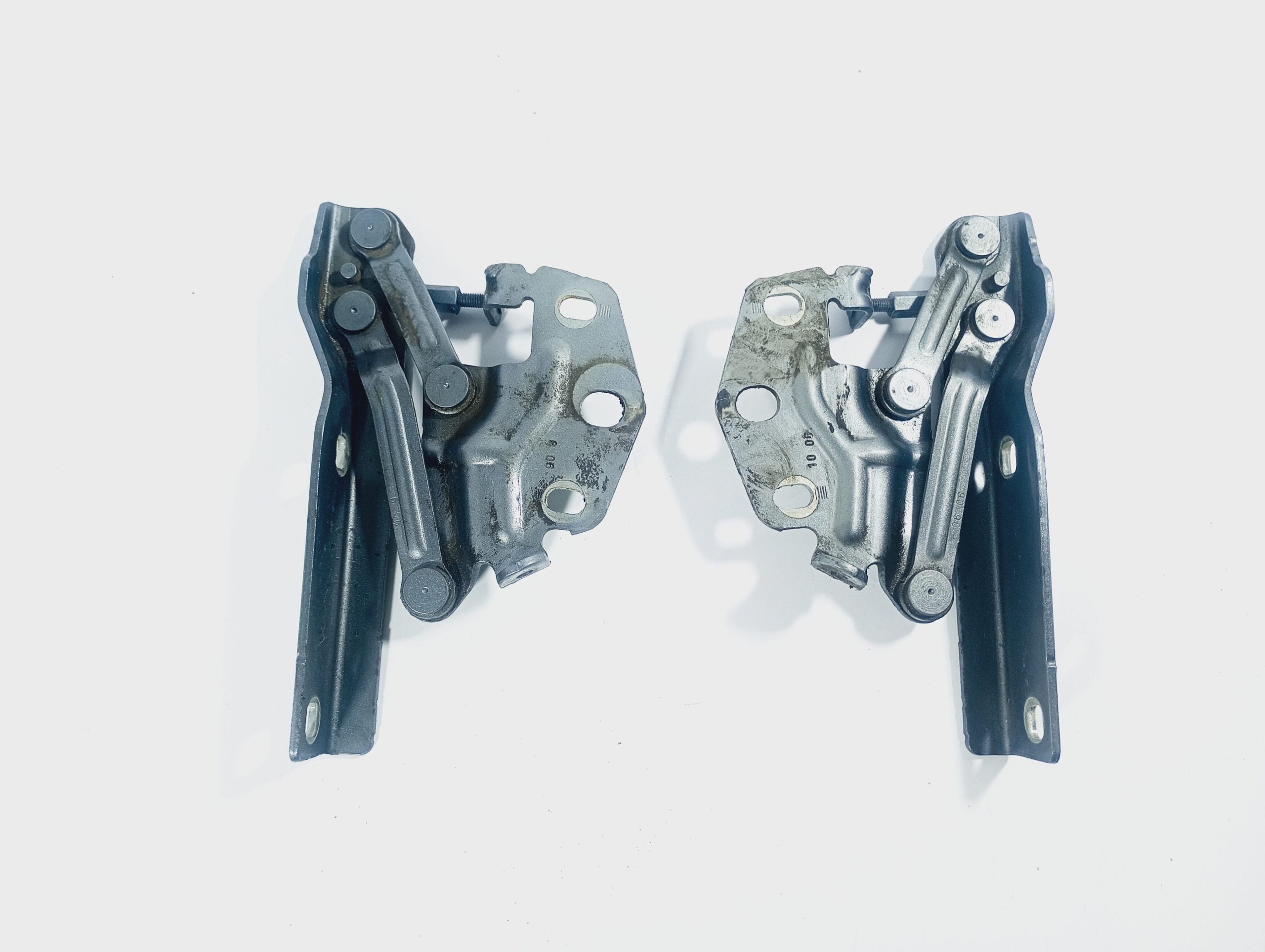 bonnet hinges front VW Passat B6 05-10