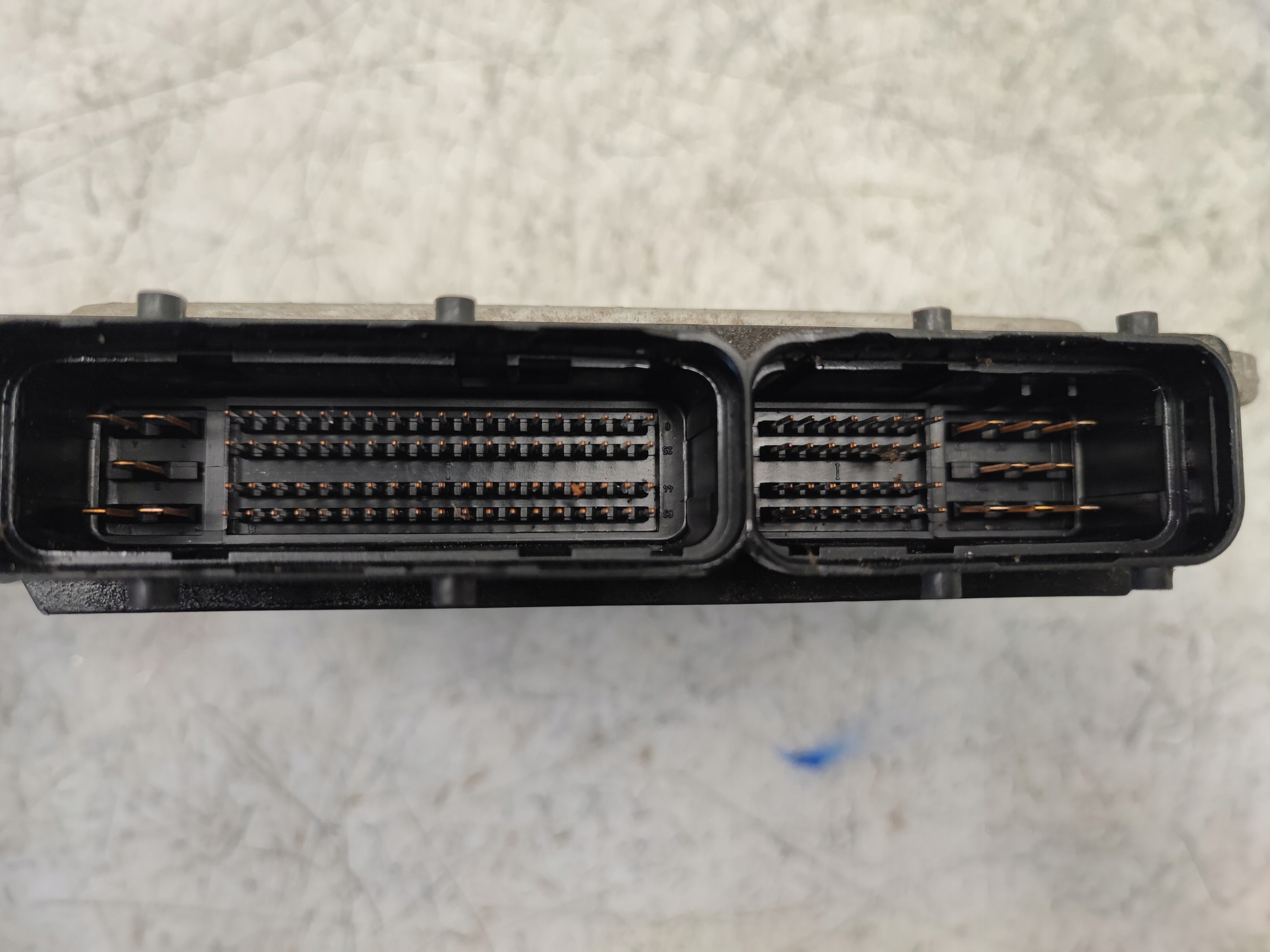 computer of the engine TOYOTA AYGO and 89661-0H130
