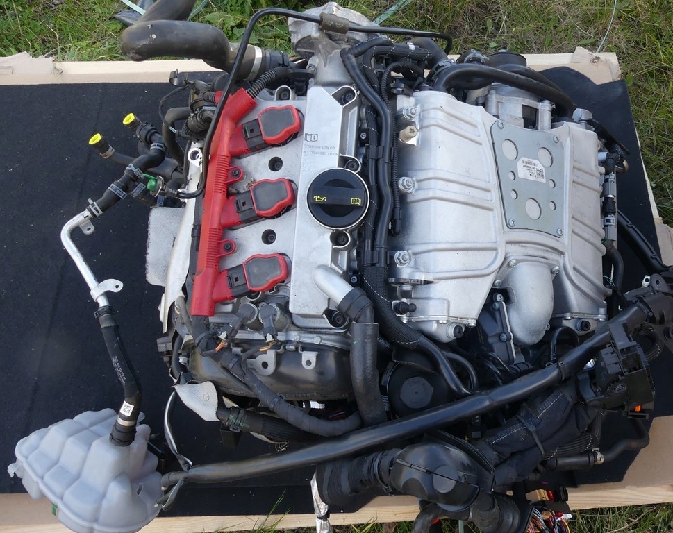 DW AUDI A7 KOMPLETNY SILNIK CREC