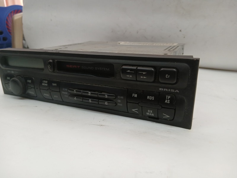 RADIO KASETOWE SEAT LEON TOLEDO 1M0035152C