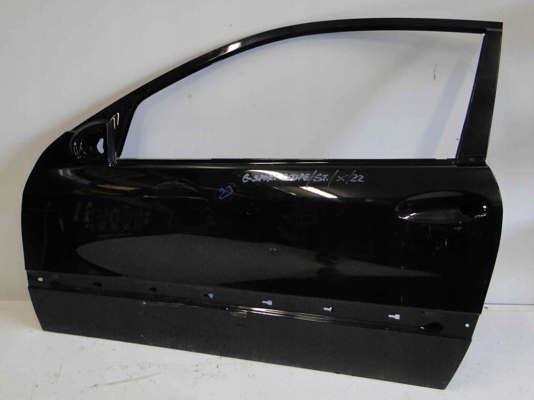 MERC CLC 203 DRZWI LEWE PRZEDNIE PRZÓD W203 Numer katalogowy części A2037201505