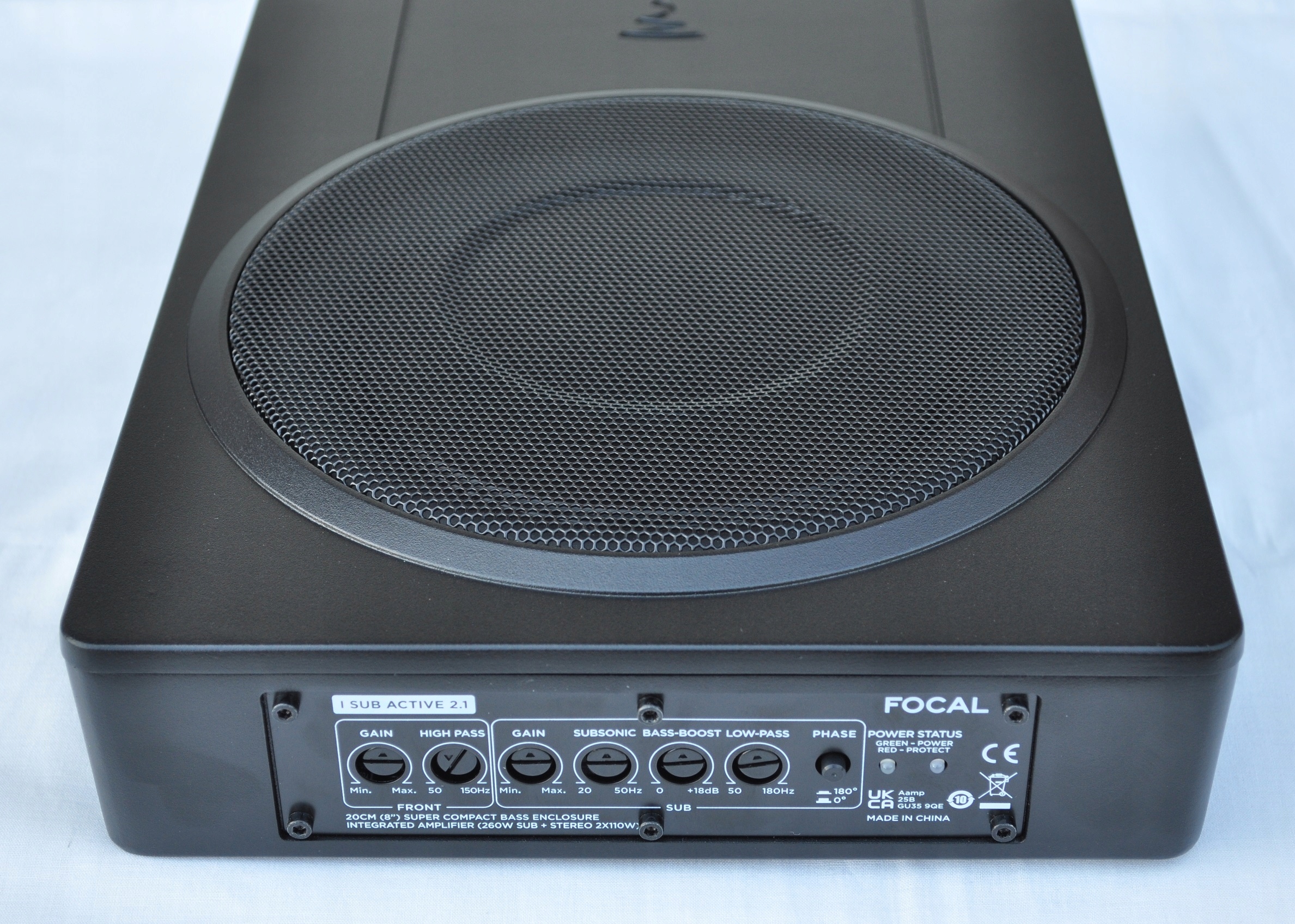 FOCAL ISUB 2.1 ACTIVE - SUBWOOFER + WZMACNIACZ STEREO + STEROWNIK = HIT Kod producenta ISUB Active 2.1
