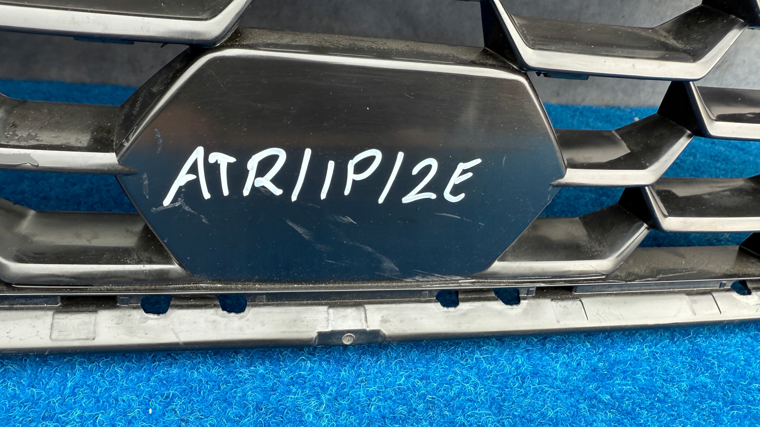 AUDI A3 8Y 20+ Grille Support SZKIELET 80853651A ATR/IP/2E