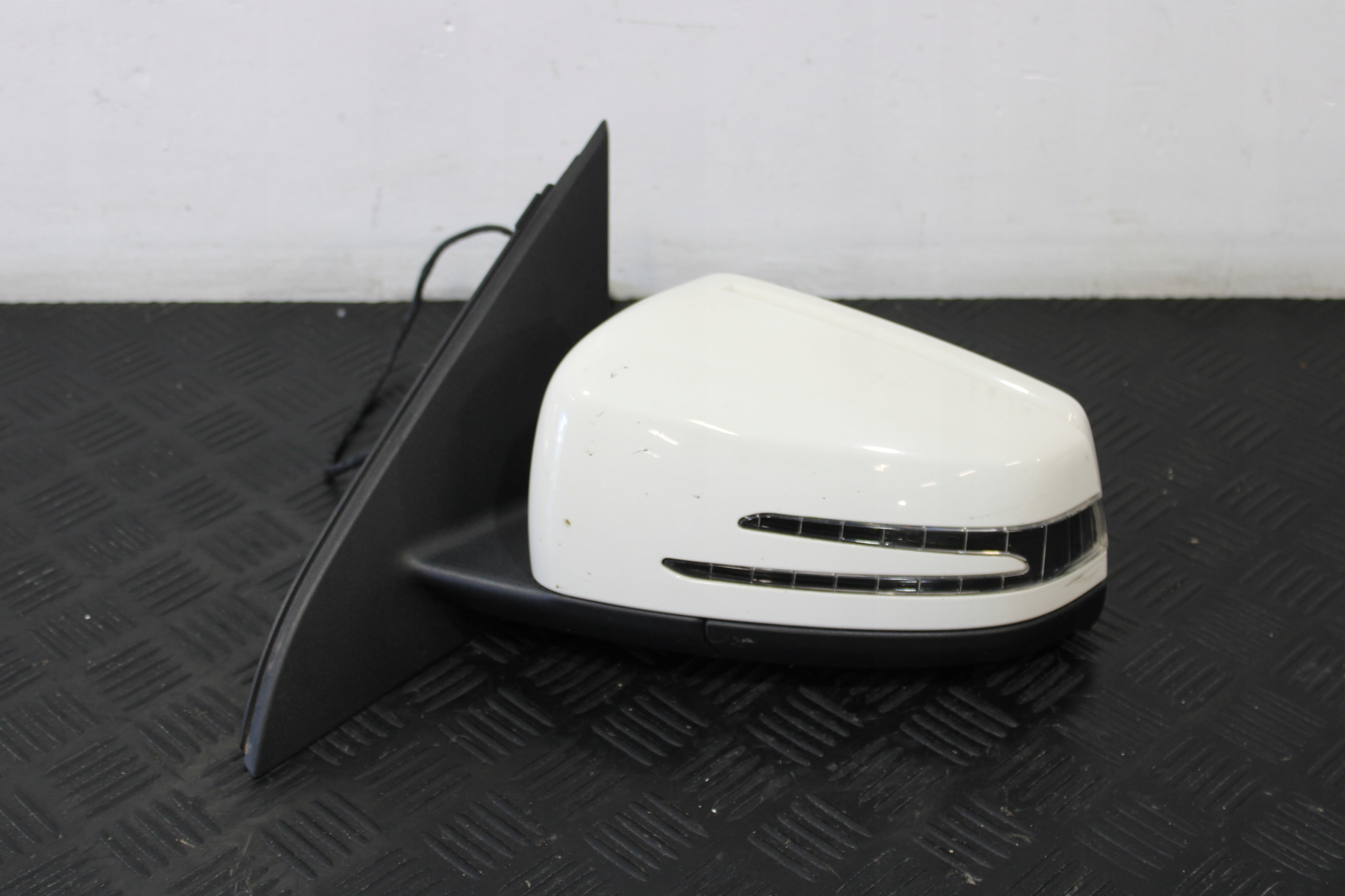 mirror left 7 vertical MERCEDES A-KLASA W176 LIFT AMG