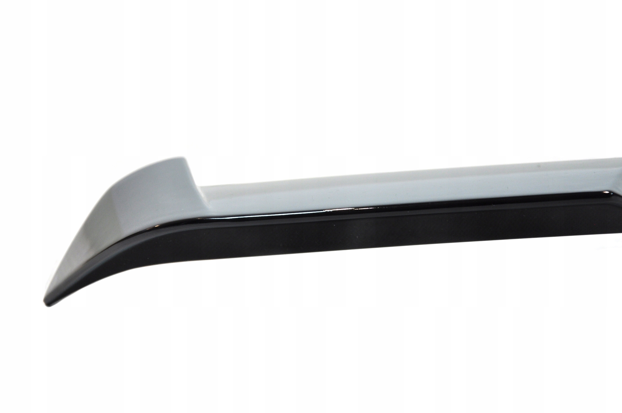 VW Passat B7 kombi lotka daszek na klapę spoiler czarny połysk ABS ! Strona zabudowy tył