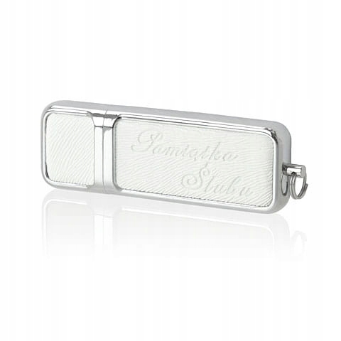 

Skórzany pendrive 16GB Pamiątka Ślubu