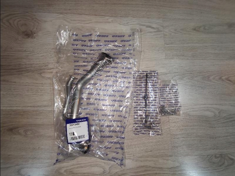 ТРУБОПРОВОД ВЫХЛОПНОЙ ТРУБЫ EGR VOLVO XC90 XC60 32213482
