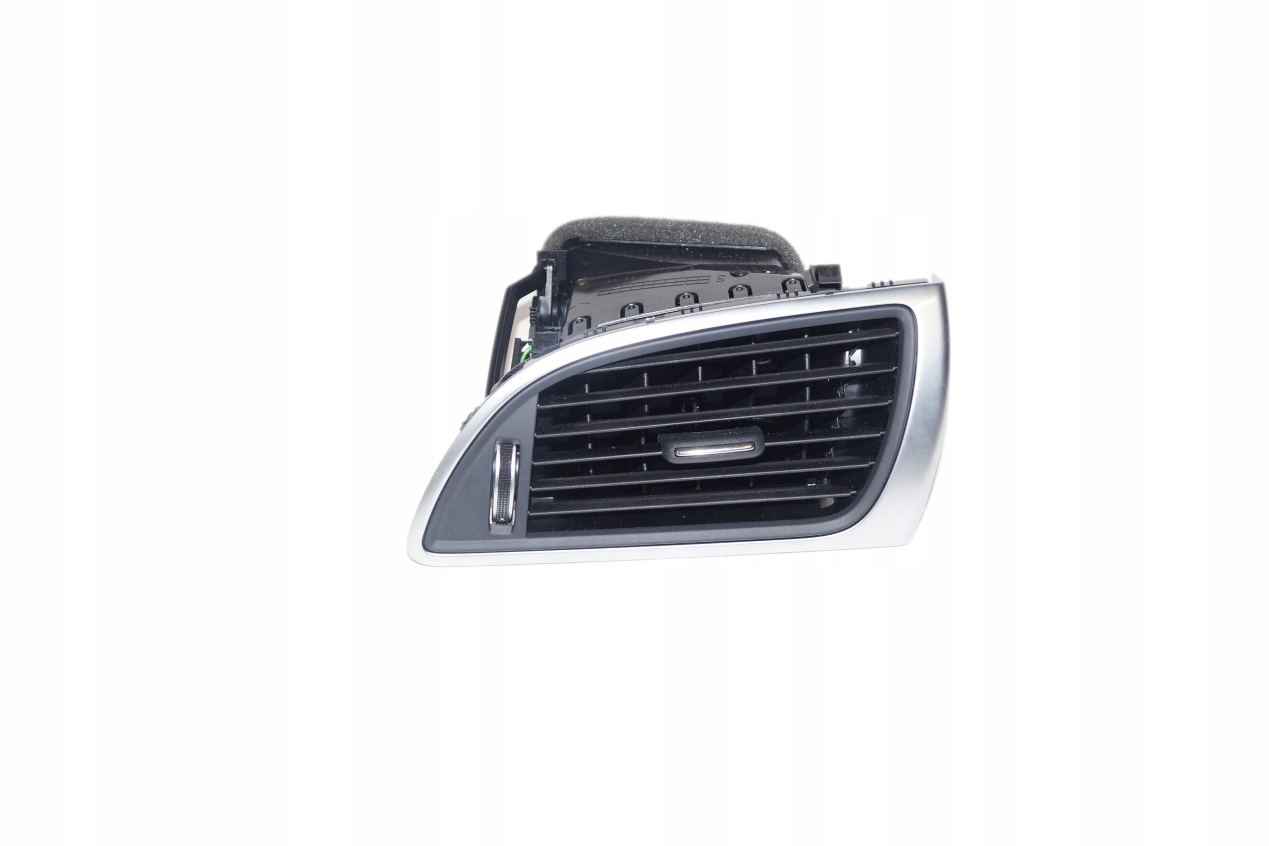 AUDI A6 C7 4G вентиляционная решетка правая 4G1820902