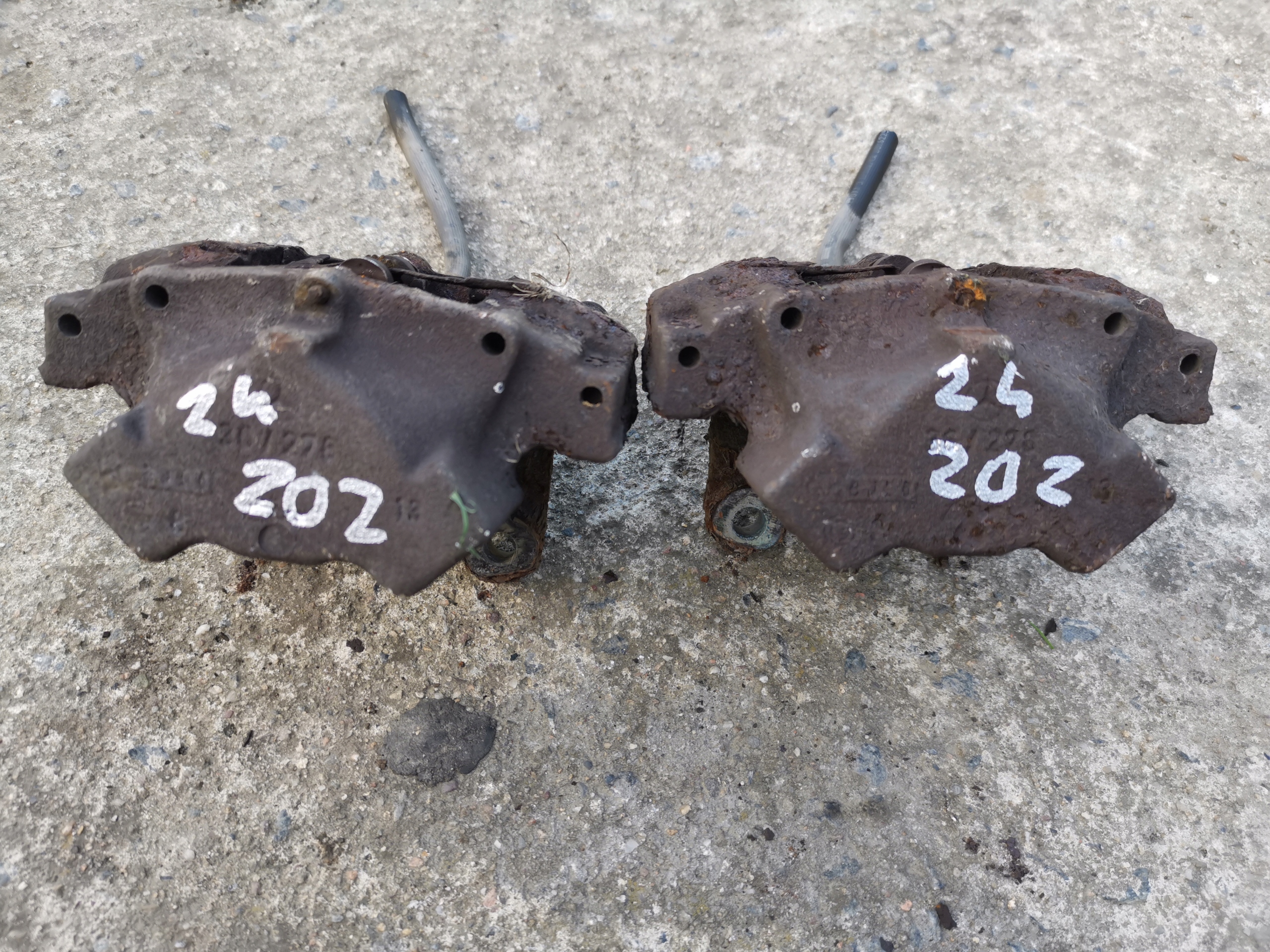 caliper brake rear part MERCEDES W202 kombi 2,3